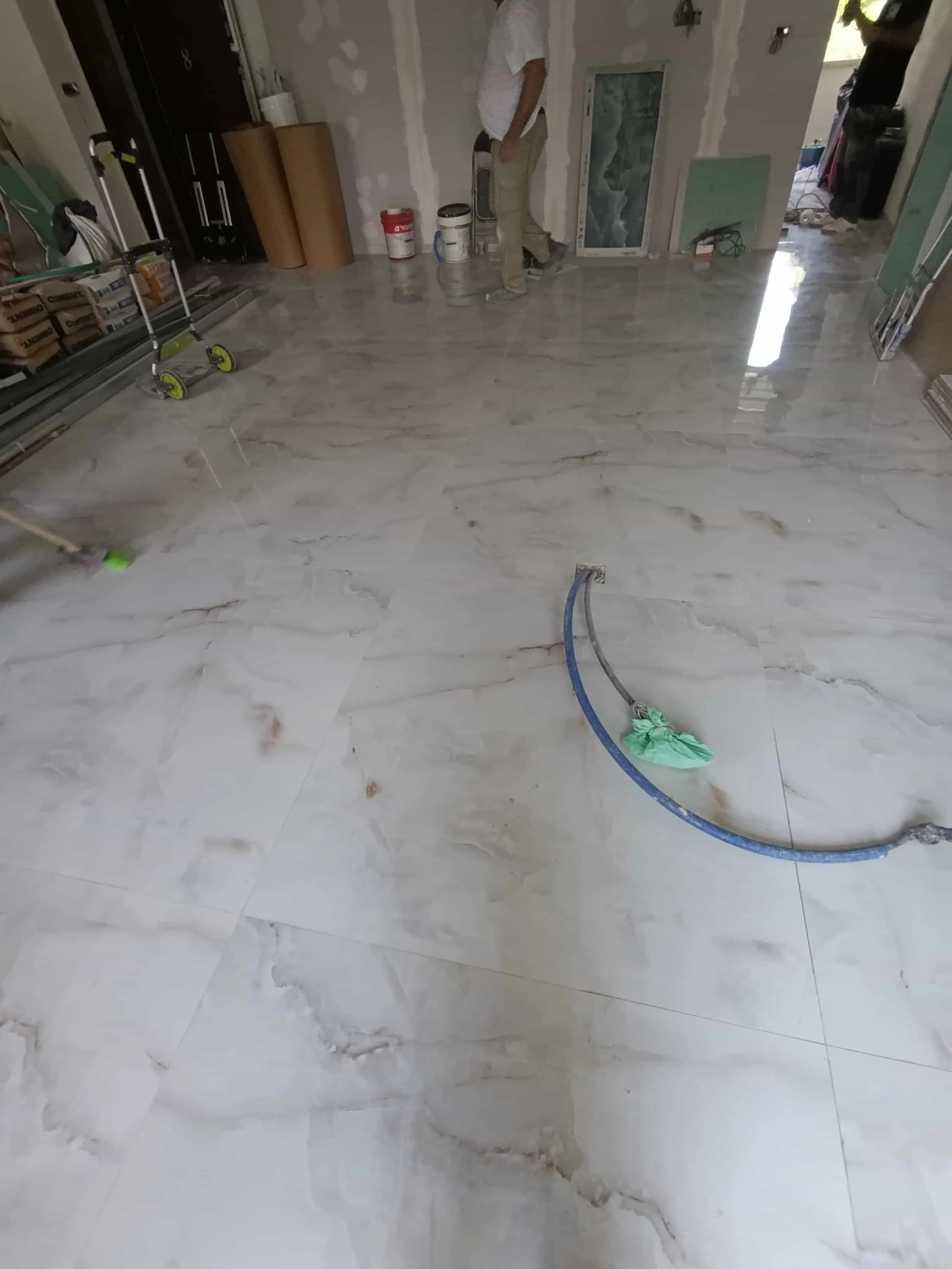 complete-apartment-renovation-tel-aviv-maor-renovations (2).jpg