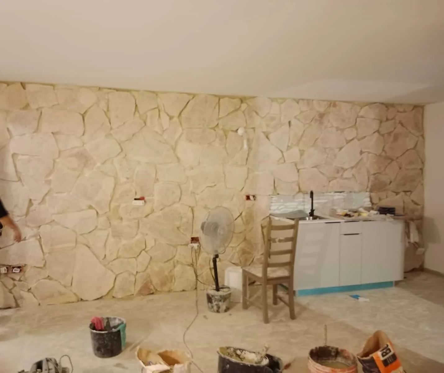 har-adar-stone-wall-cladding-interior-maor-renovations (2).jpg