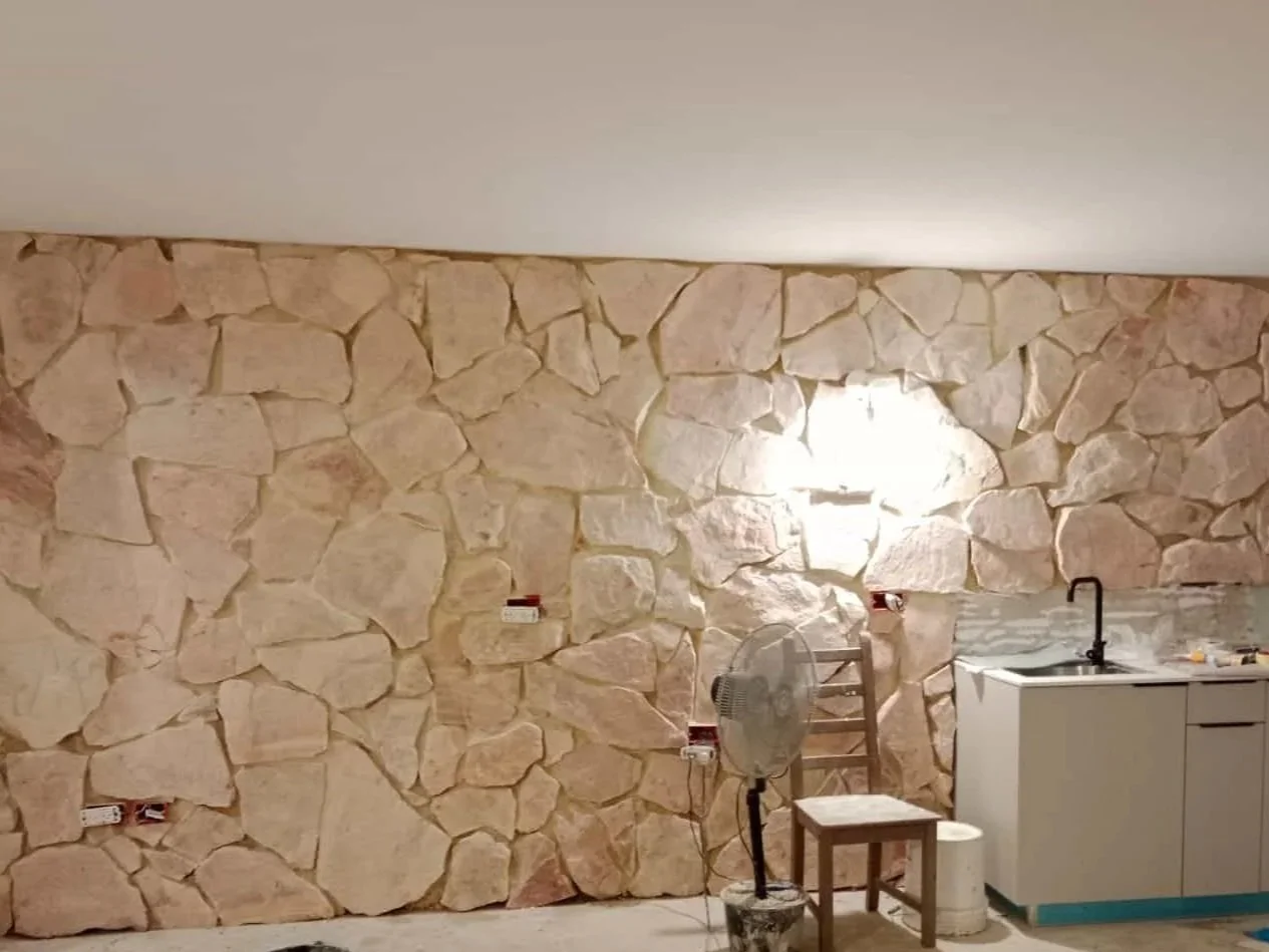 קיר אבנים בהר אדר