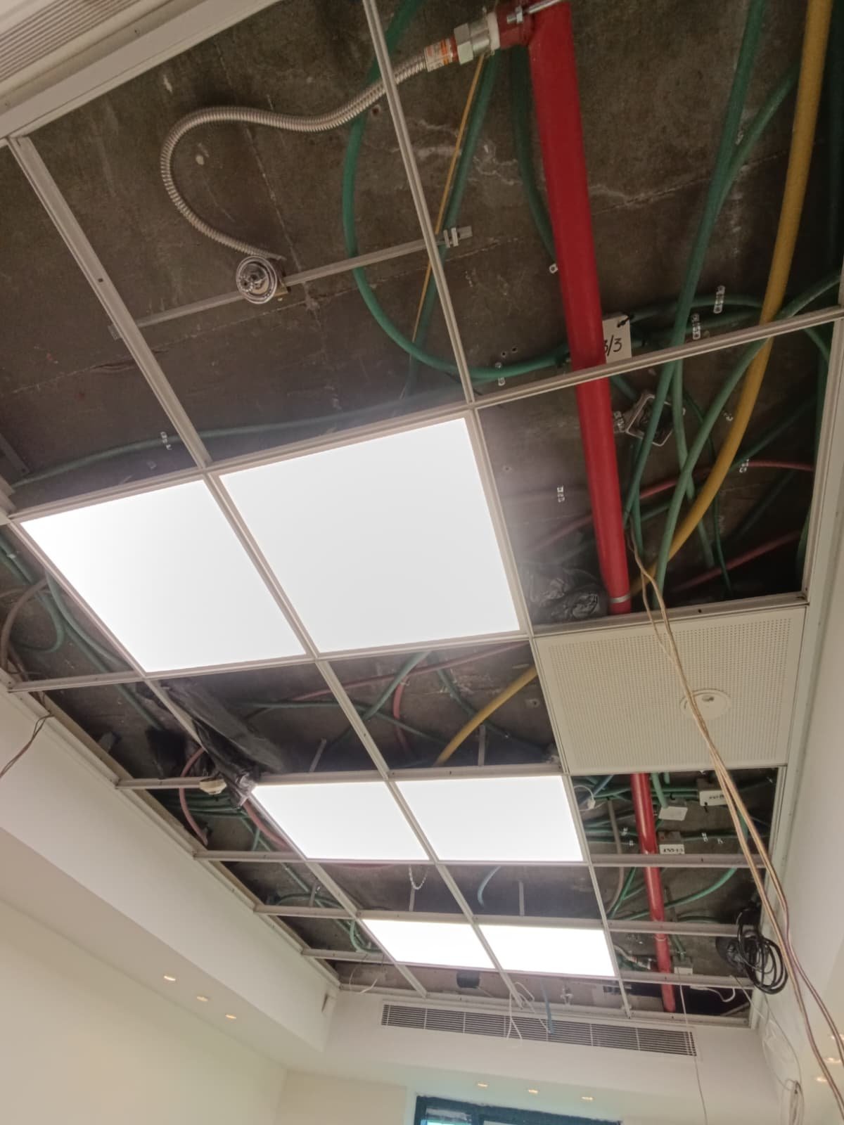 office-renovation-finishing-works-Coca-Cola-Carlsberg-maor-renovations (22).jpeg