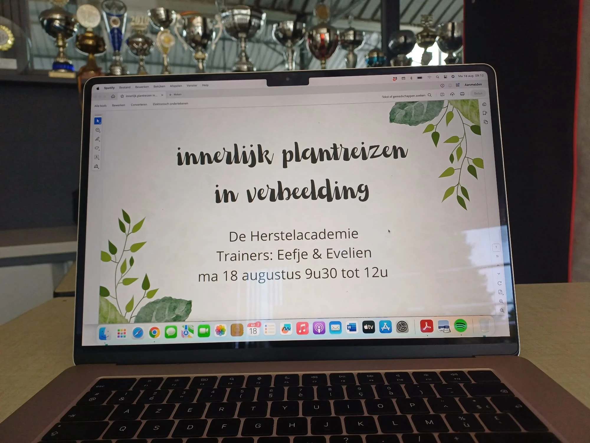 Ontdek de kracht van schrijven: innerlijk plantreizen in verbeelding 