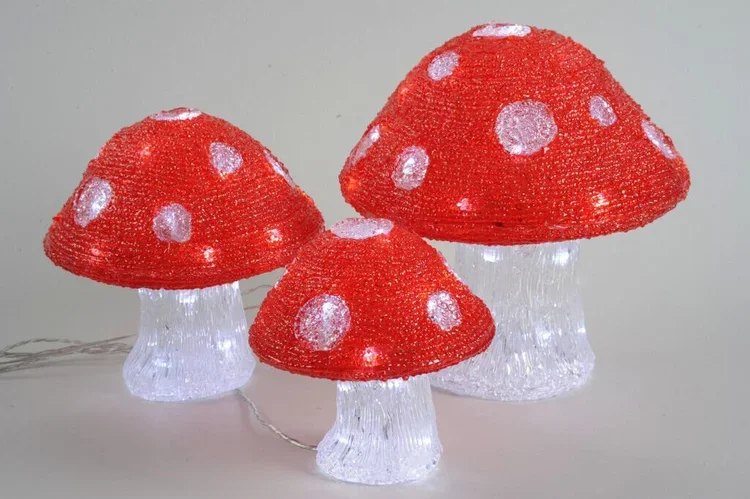 Enchanted Garden: Toadstool Light Trio - £35 + VAT 
