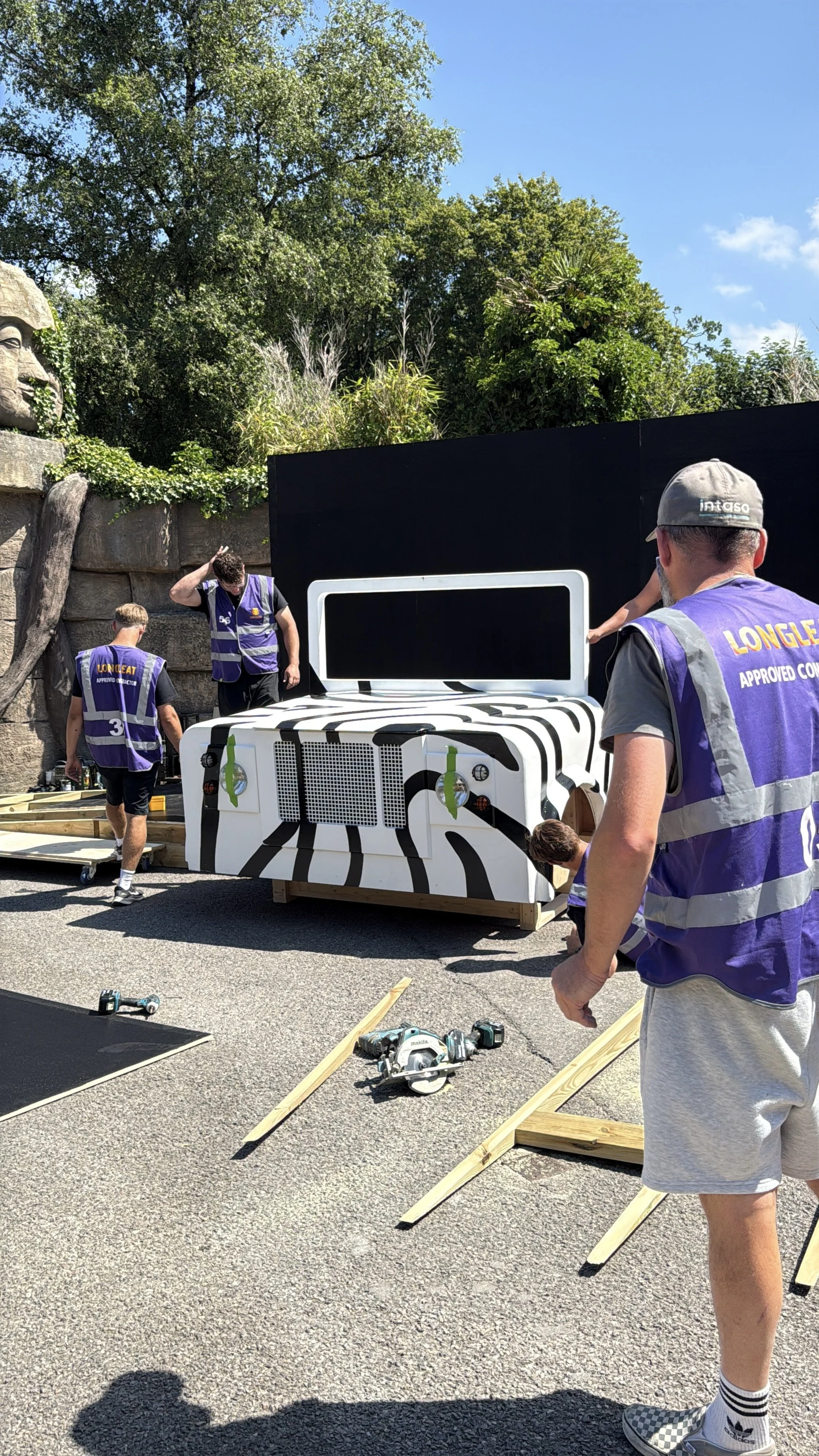 melt-productions-longleat-event-build
