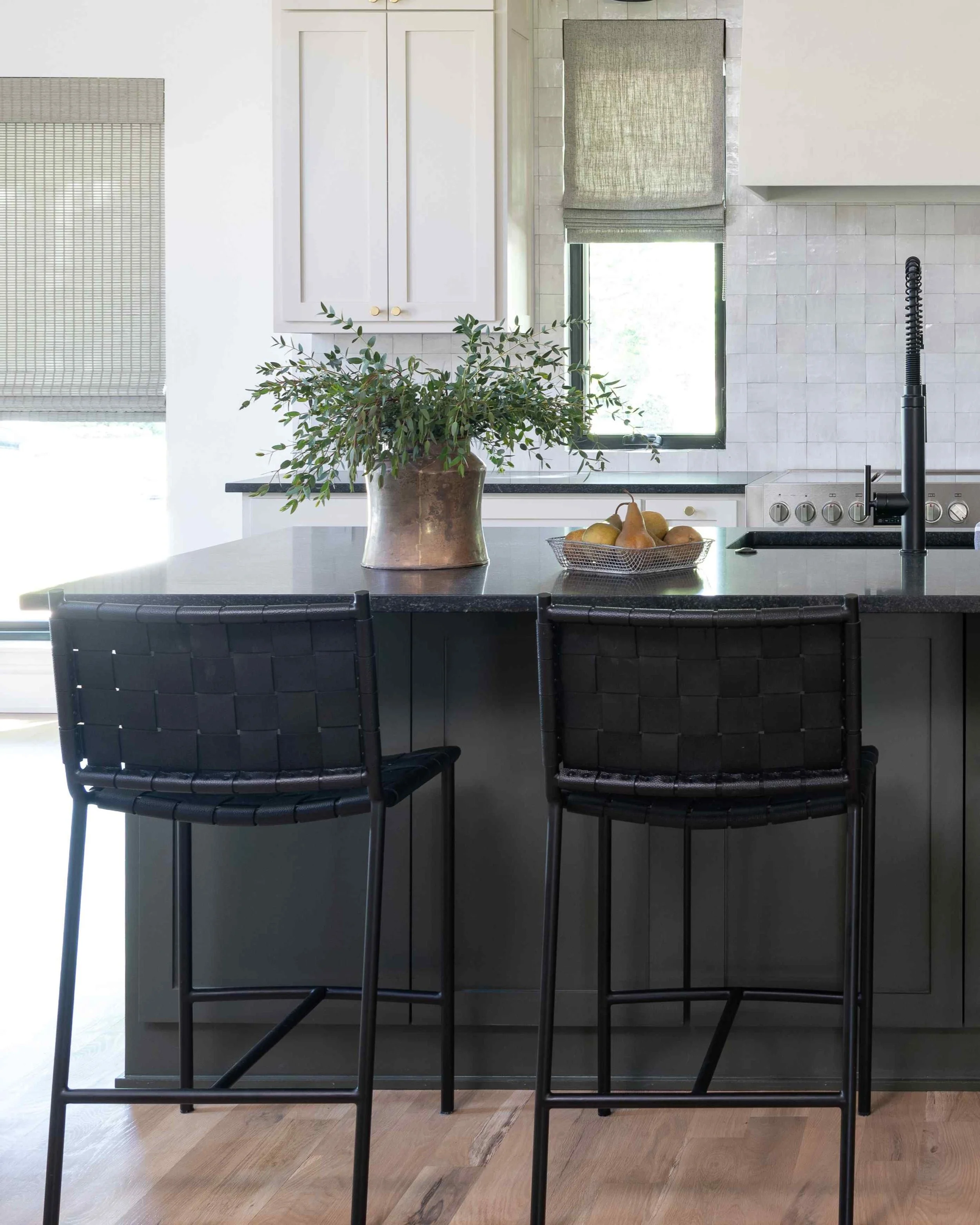 Michael Hunter -23 kitchen edit 2.jpg