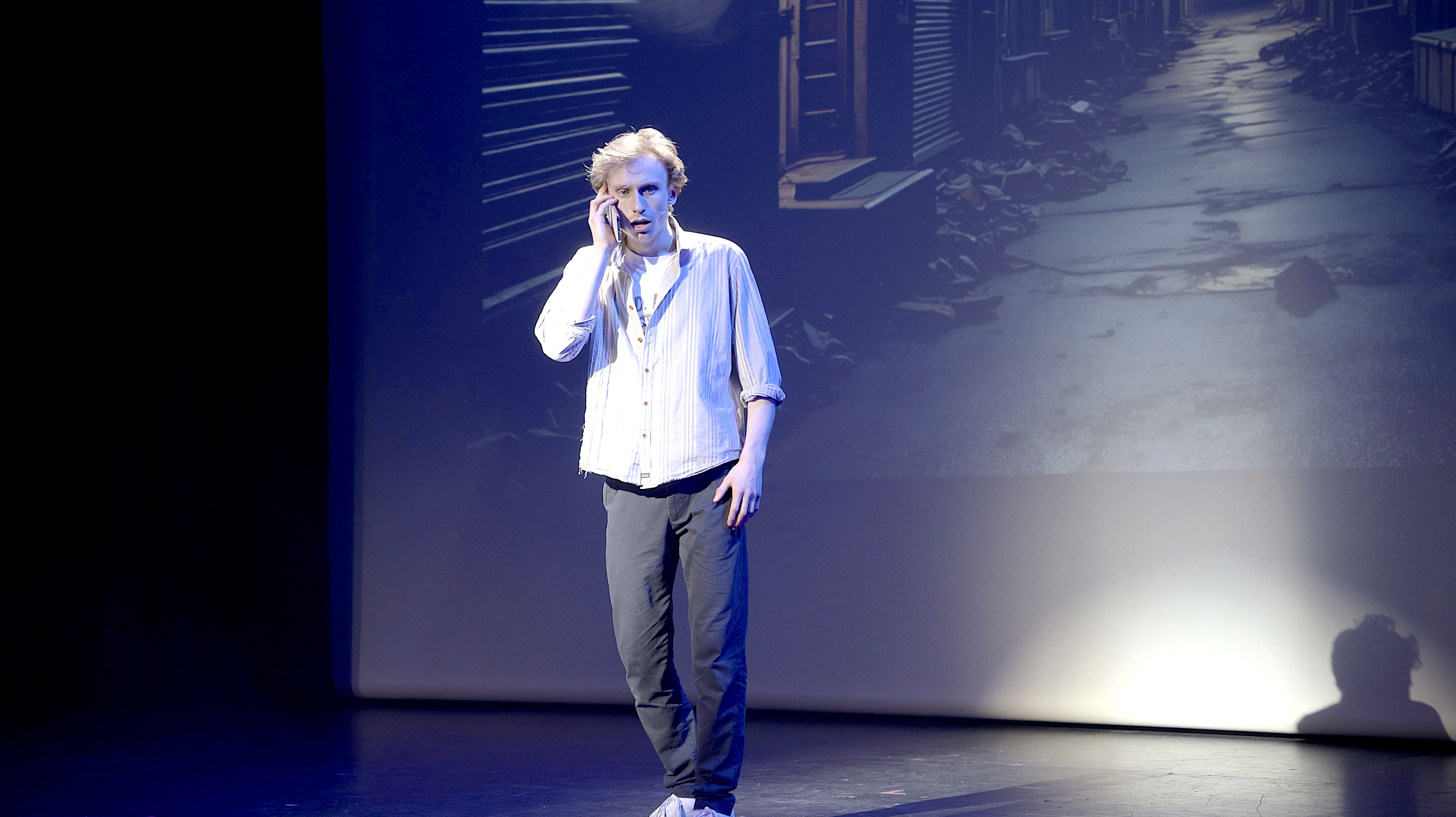 "Hello mum!".png (Copy)