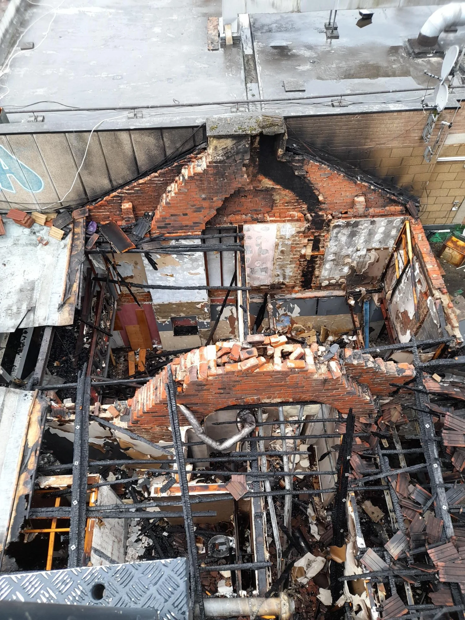 Meon Surveyors acted for the Adjoining Owner in Wiltshire which was adjacent to a former commercial unit damaged by a fire. Party Wall services were required in the demolition phase to facilitate a future rebuild.