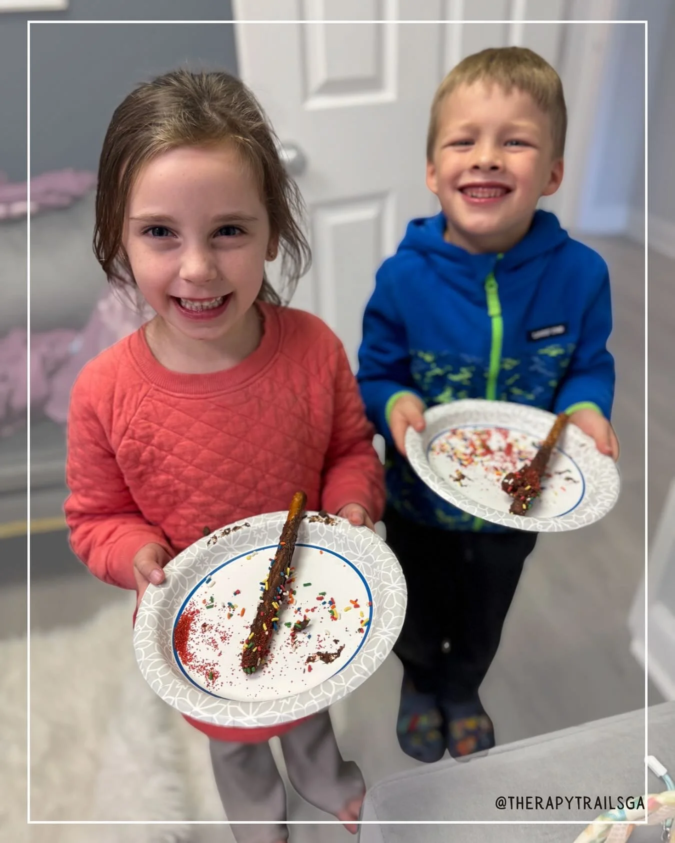 Did we just become best friends?? 🤝 Hope you have a great weekend with your #BFF! 💛😊
#Weekend #Friday 

Augusta | Business | Pediatric Therapy | Speech Therapy | Occupational Therapy | PT | Georgia | Therapy Trails