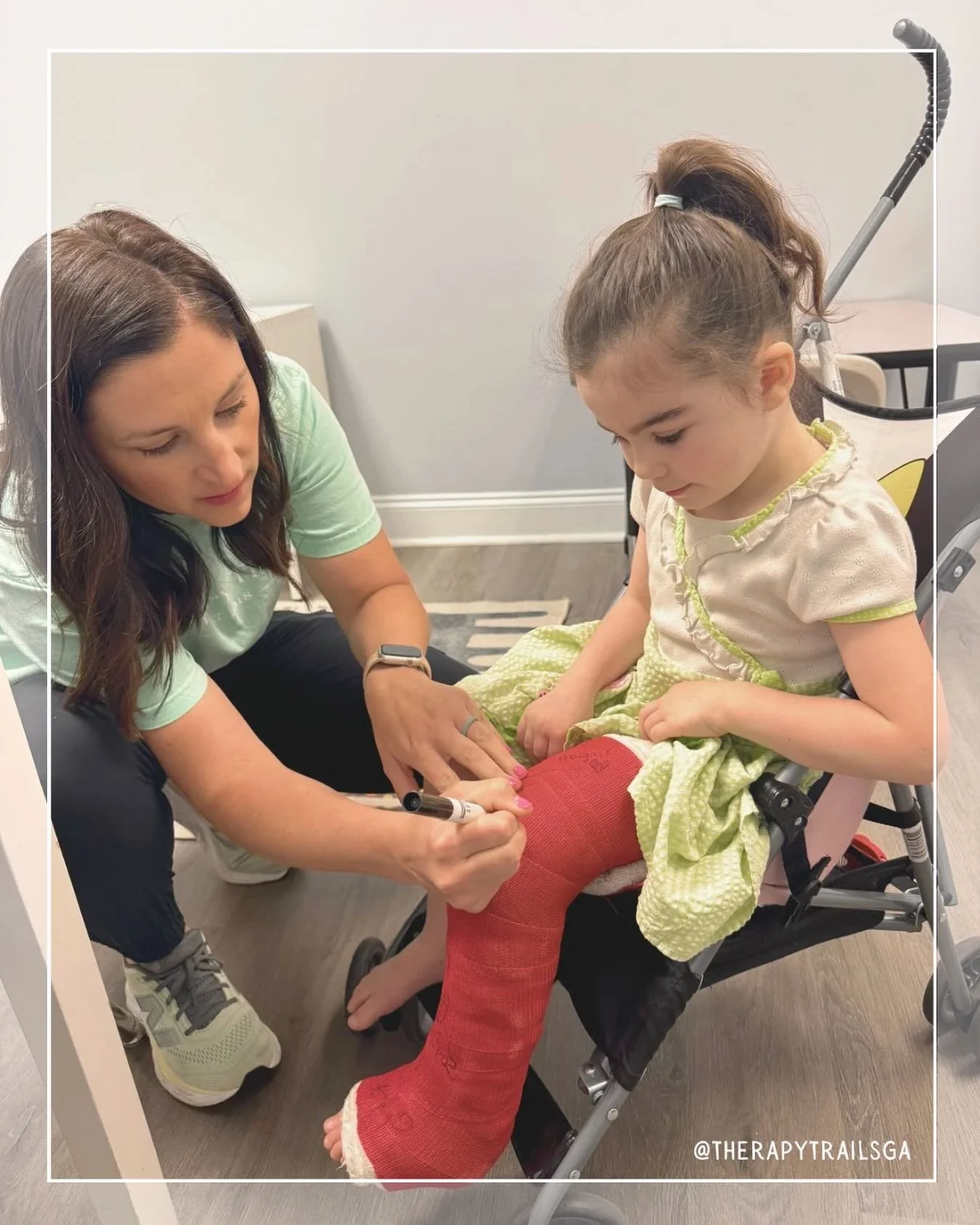 Always going to extra mile ✍️ Need a cast signed? We got you! 
#1Fan #Autograph 

Augusta | Business | Pediatric Therapy | Speech Therapy | Occupational Therapy | Physical Therapy | Georgia | Therapy Trails