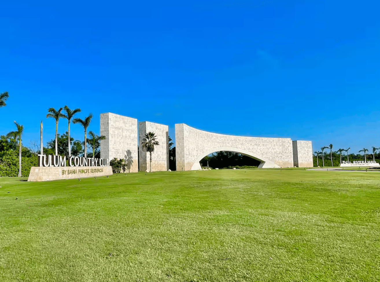 Living in Tulum - Tulum Country Club 1.png