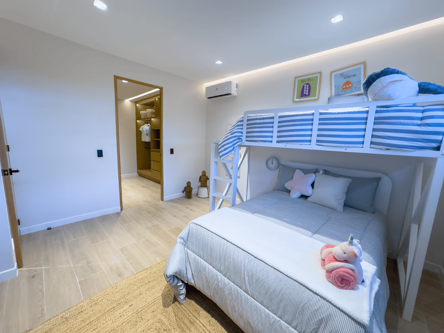 Macondo-Playacar-Showrooom 10.png