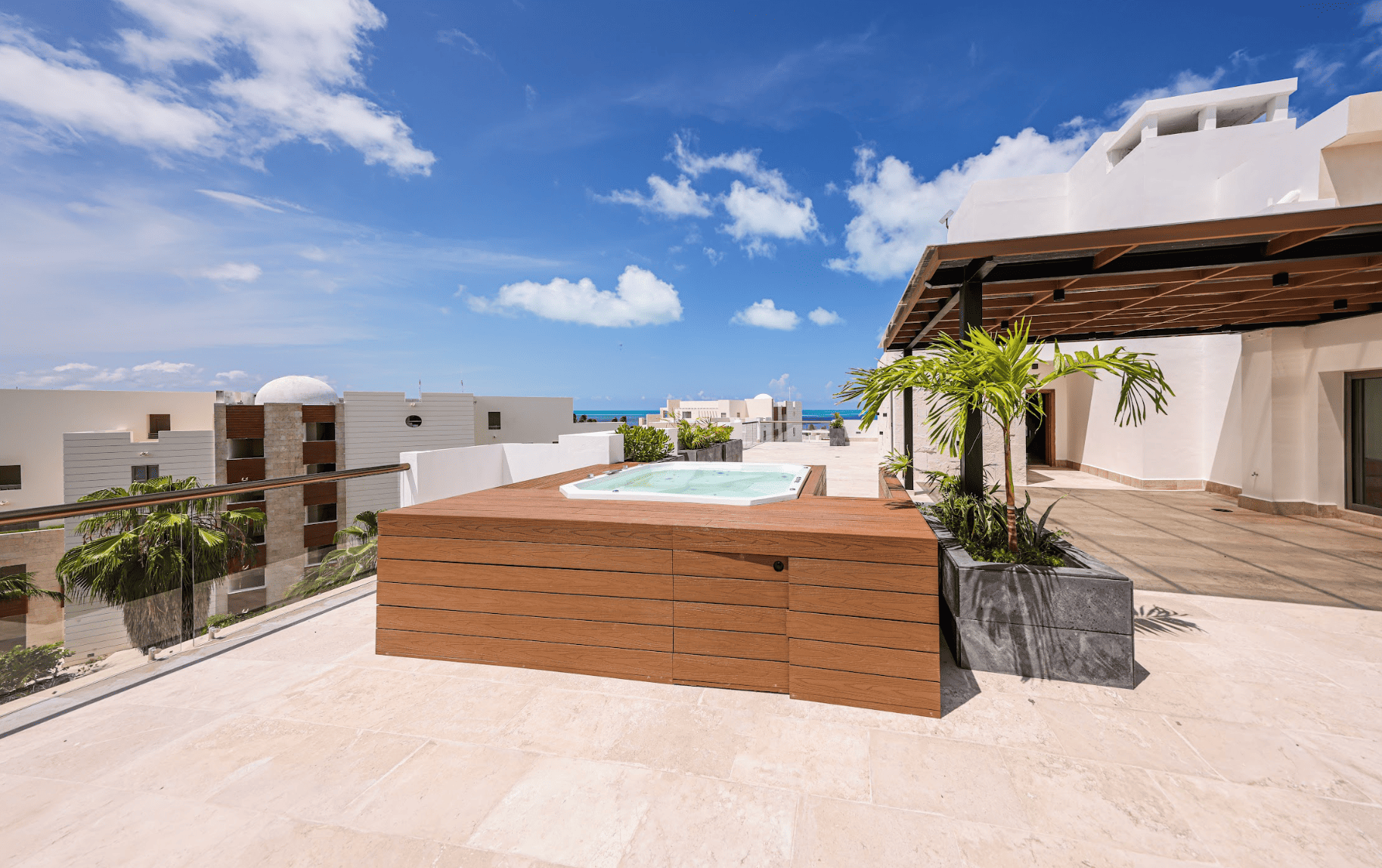 La Amada Playa Mujeres Cancun 1.png