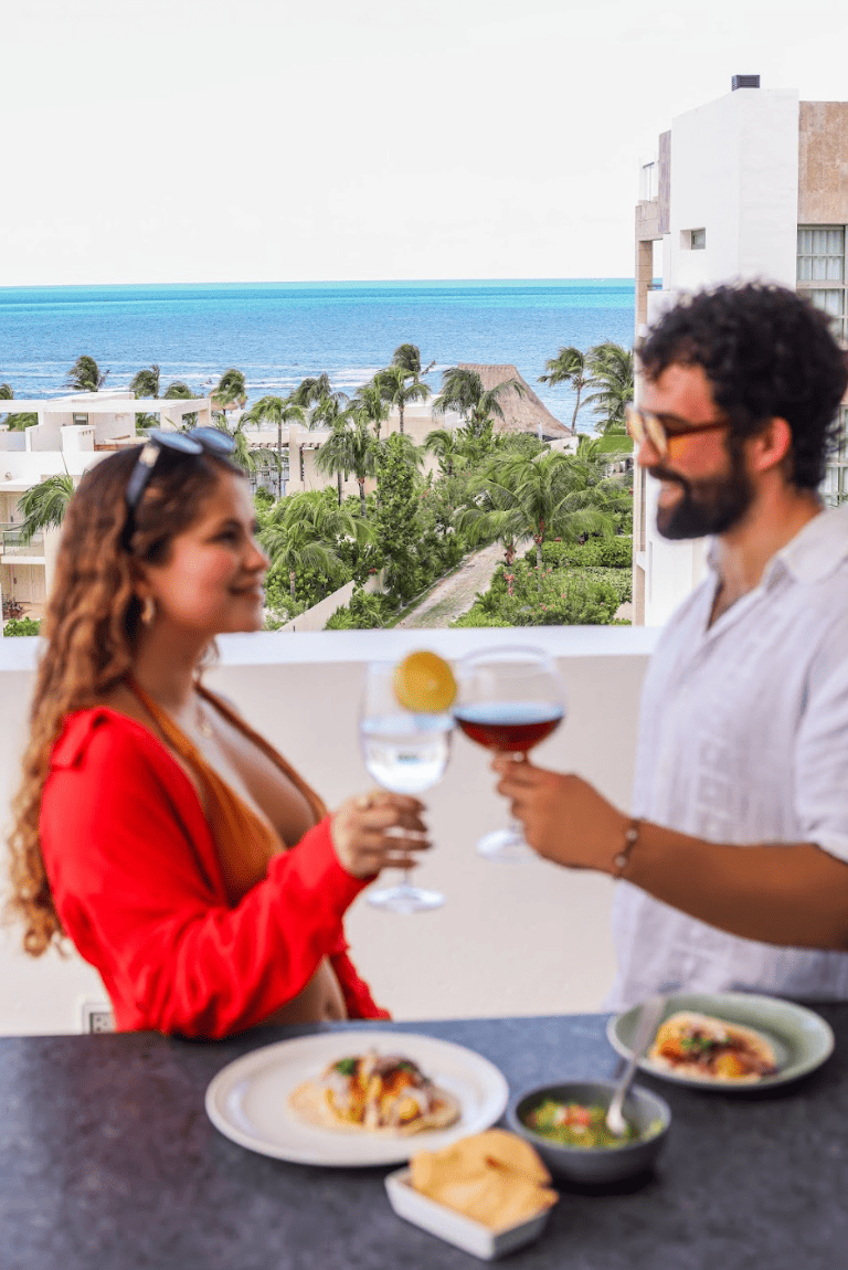 La Amada Playa Mujeres Cancun.png