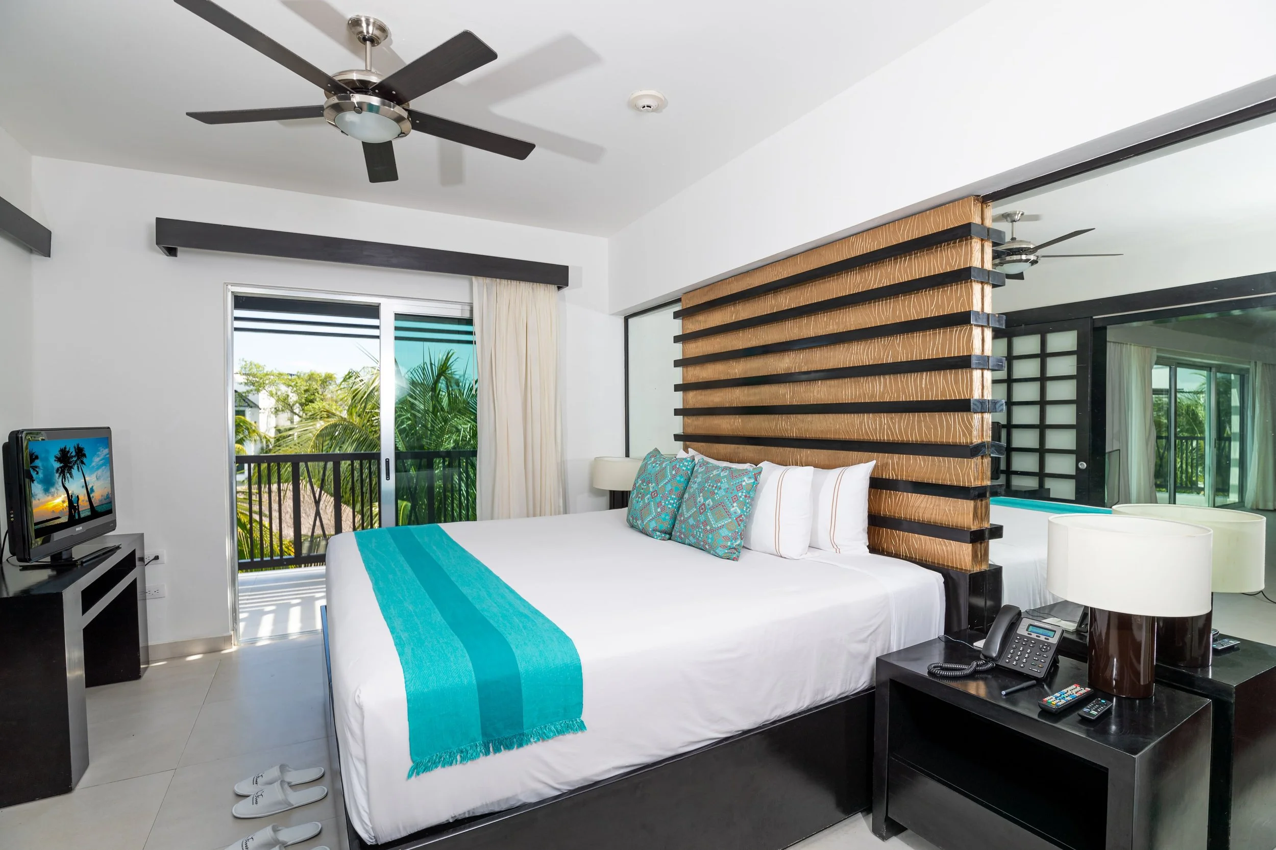 The Fives Beach Hotel & Residences-Ocean View24.jpg