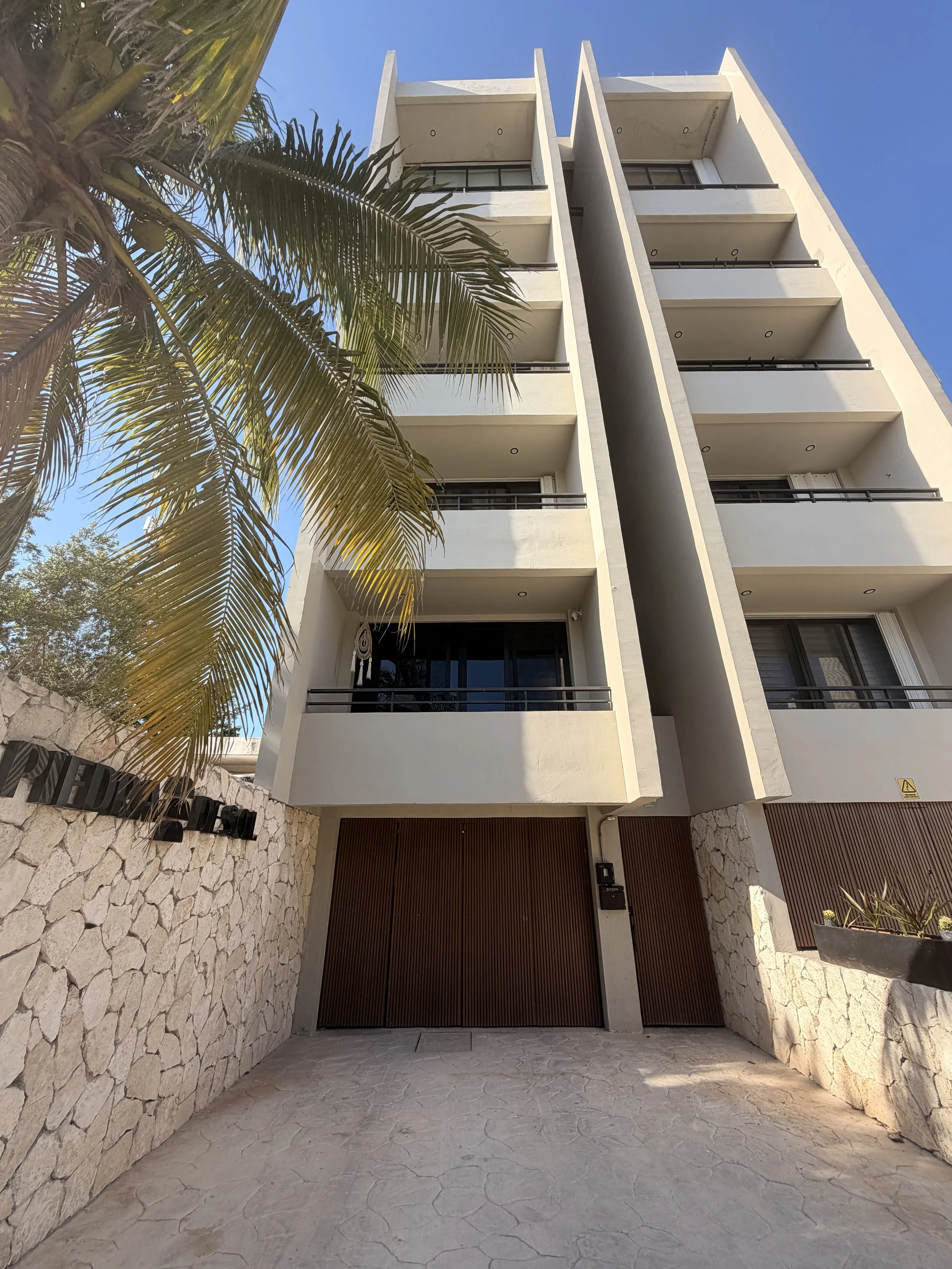 Piedra de Sol: 2-Bedroom Condo Steps from the Beach in Puerto Morelos