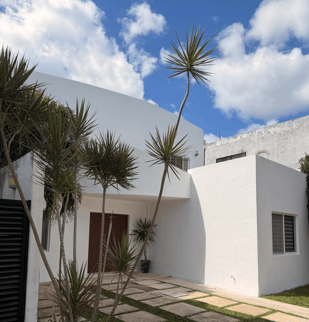 Casa Bambú: Renovated 3-Bedroom House with Solar Panels