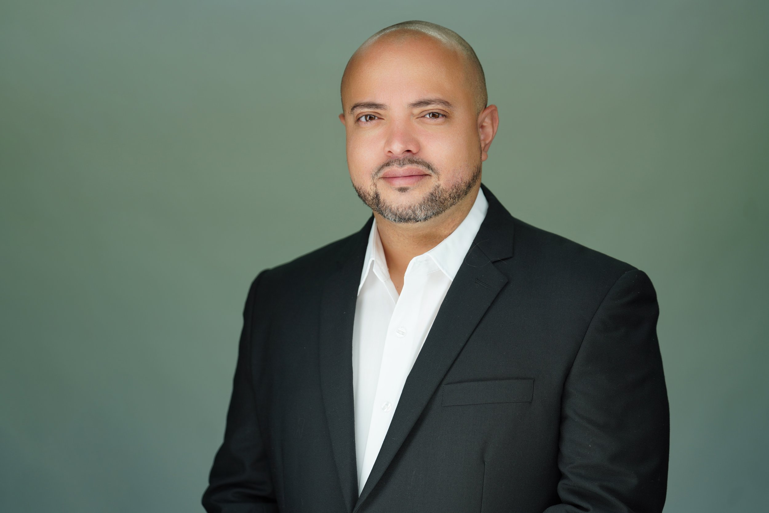 Jeff M. Headshots (05-03-2024)00002.JPG