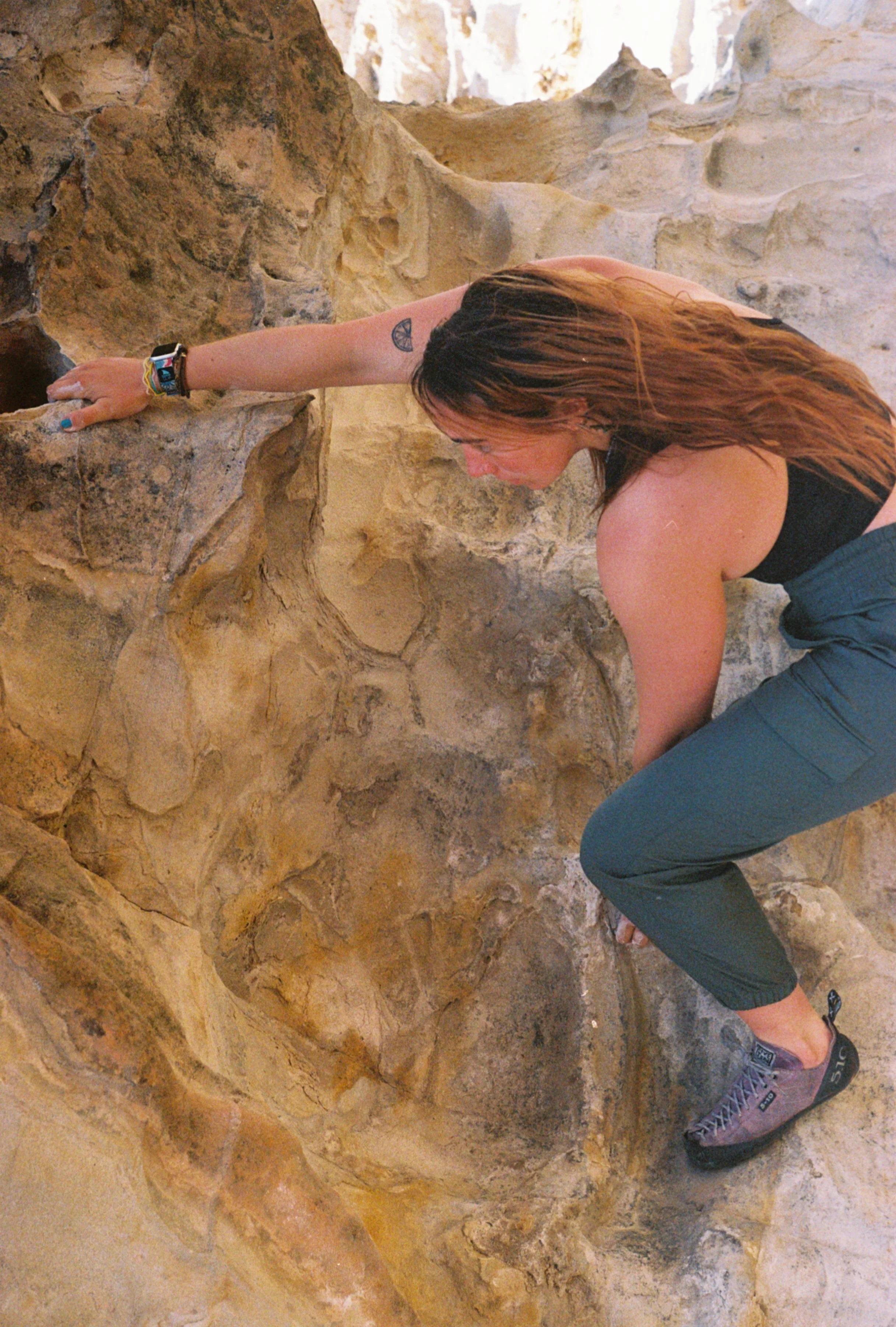 R1-08169-0037 copy.JPG