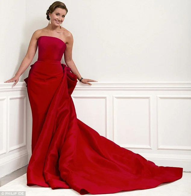 Carly Paoli for UNICEF concert 2015