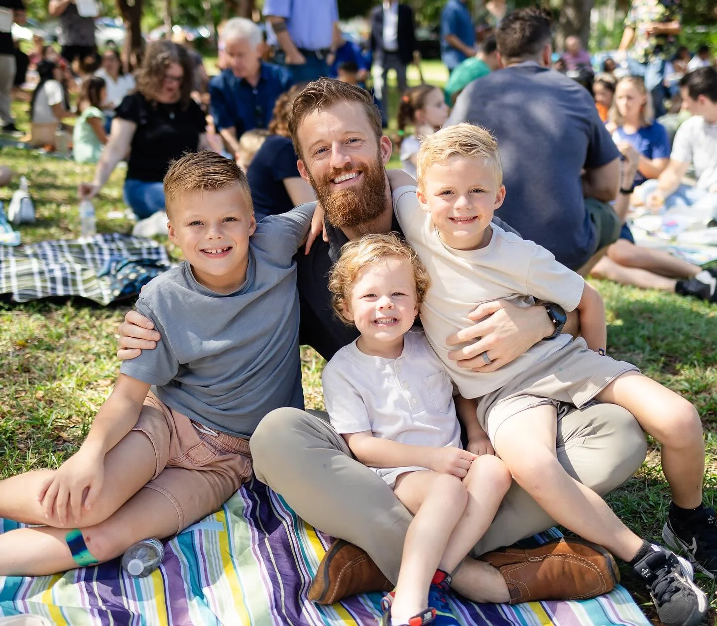 A great day for a picnic 😎