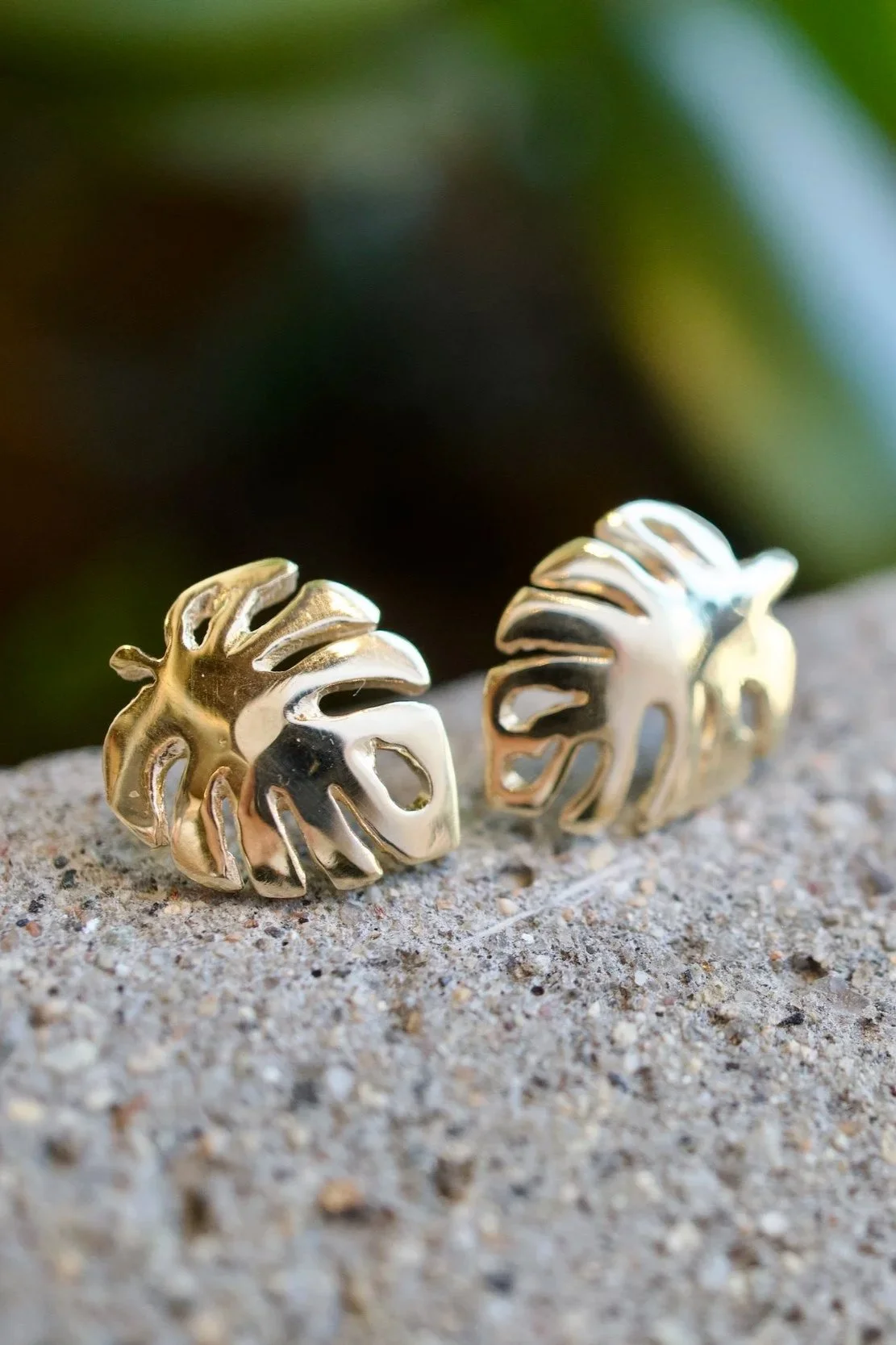 Tiny Monstera Leaf Post Earrings