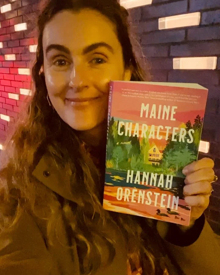 🎉Celebrating my friend, the fabulous Hannah Orenstein, last night at The Strand!✨Best-dressed and hardest working author in the biz💅 

MAINE CHARACTERS is out now⛵️☀️🍷