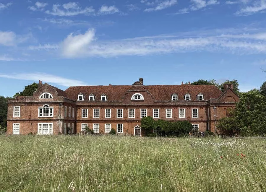 west-horsley-launch-outside-house.jpg