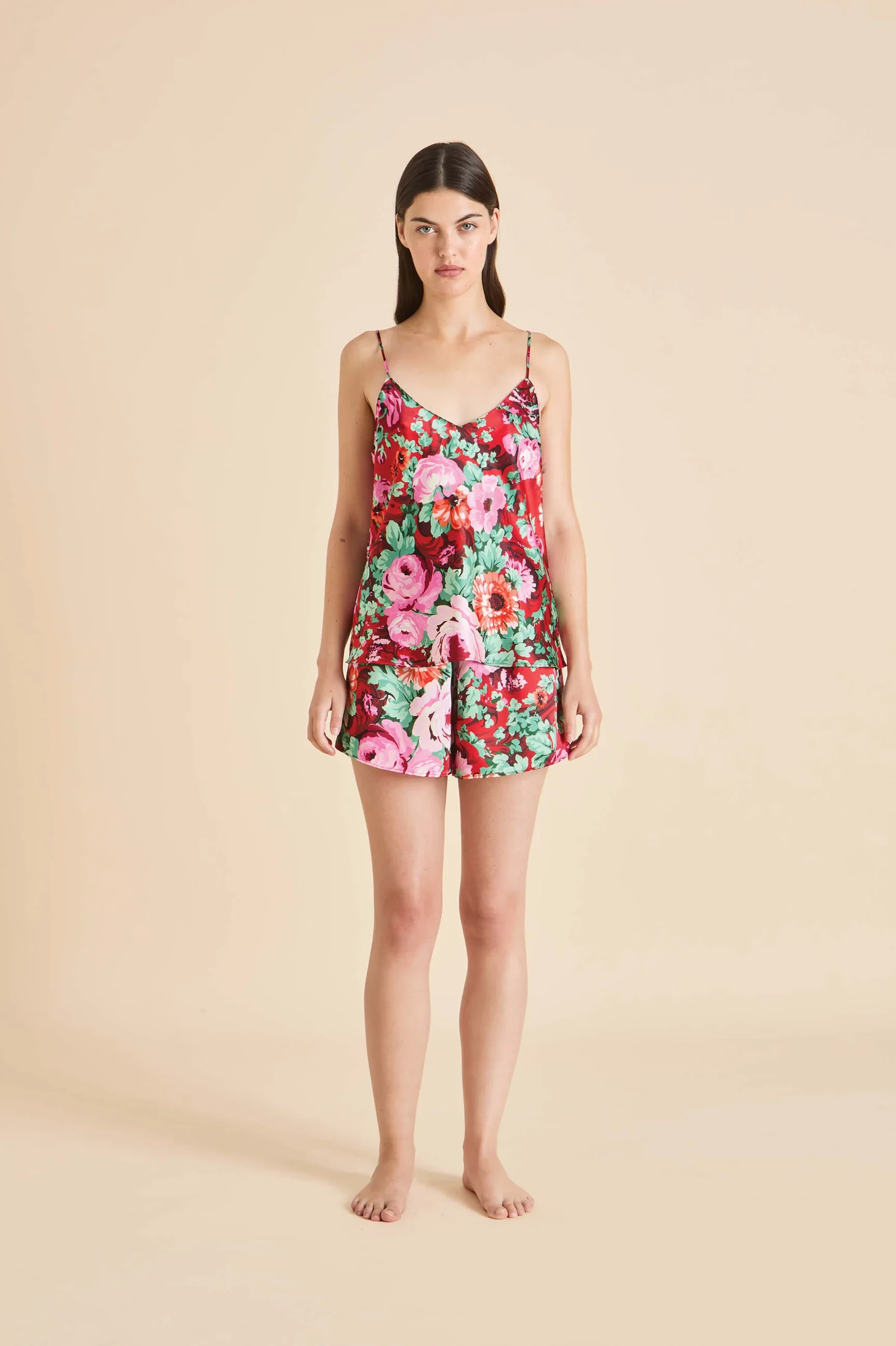 olivia-von-halle-elle-moulin-red-floral-screen-printed-silk_satin-camisole_set-PS26043-1_764c8697-0ba9-49a7-9429-11557735408b.jpg.webp