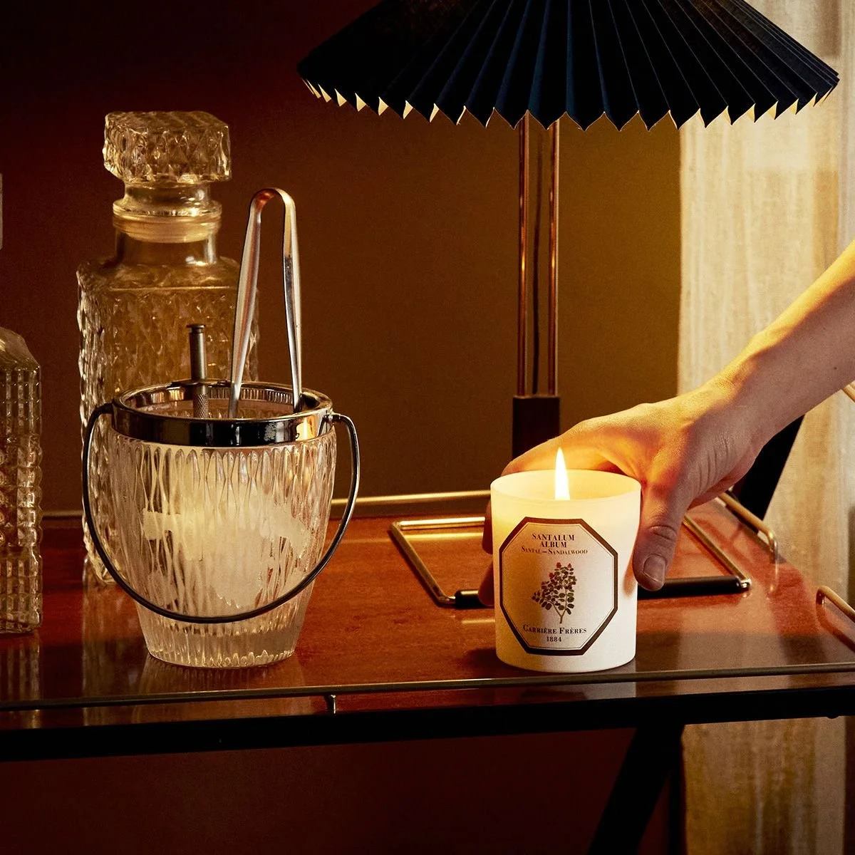 carri_re_fr_res_-_sandalwood_candle_-_1200x1200.jpg