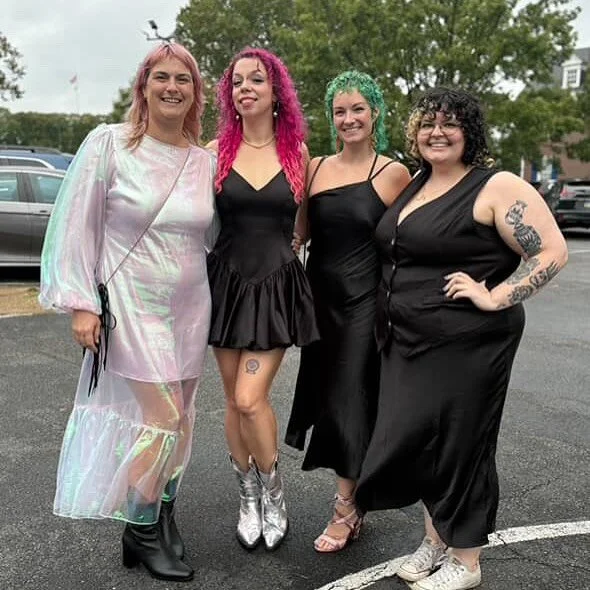 Got all gussied up on Saturday 💃🏻 

Had a blast at @restoresalonservices annual fund raiser! Raffles, dancing and delicious food, all to support an organization that means a ton to us! 

Thanks to everyone that showed up and to Richard for creating