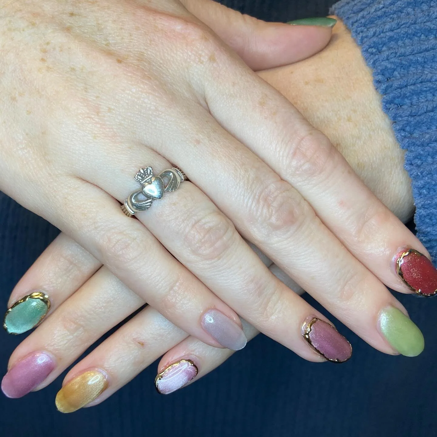 📣ATTENTION 📣 she maybe great at making spread sheets, but she is even better at doing your nails! We welcome, Sheebs as humankind&rsquo;s super awesome nail tech! ✨ 

Sheebs took the nail tech course over the summer and is already killing it! Check