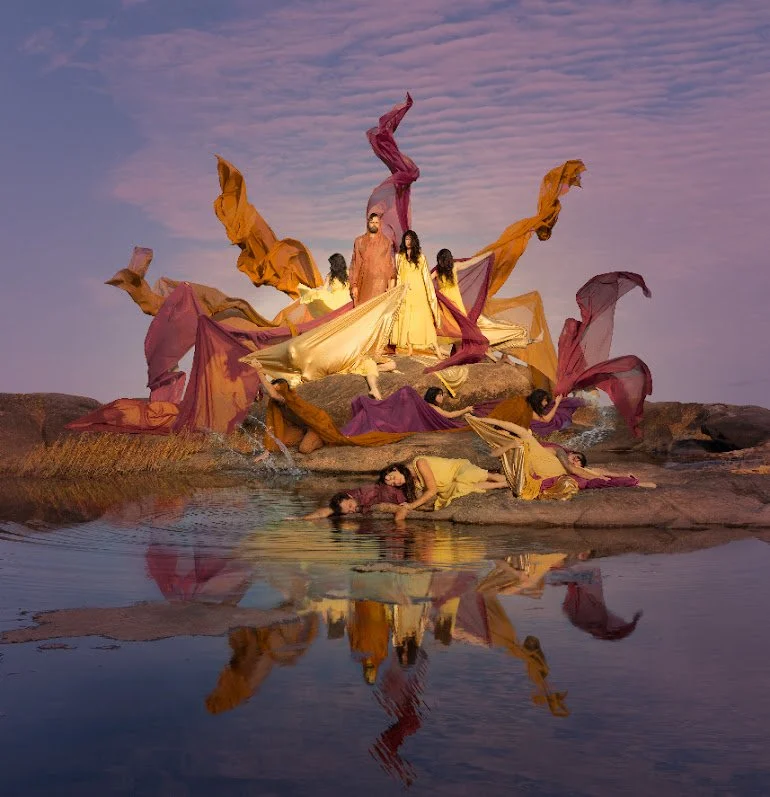 Live Music at Palmera House: Holy River