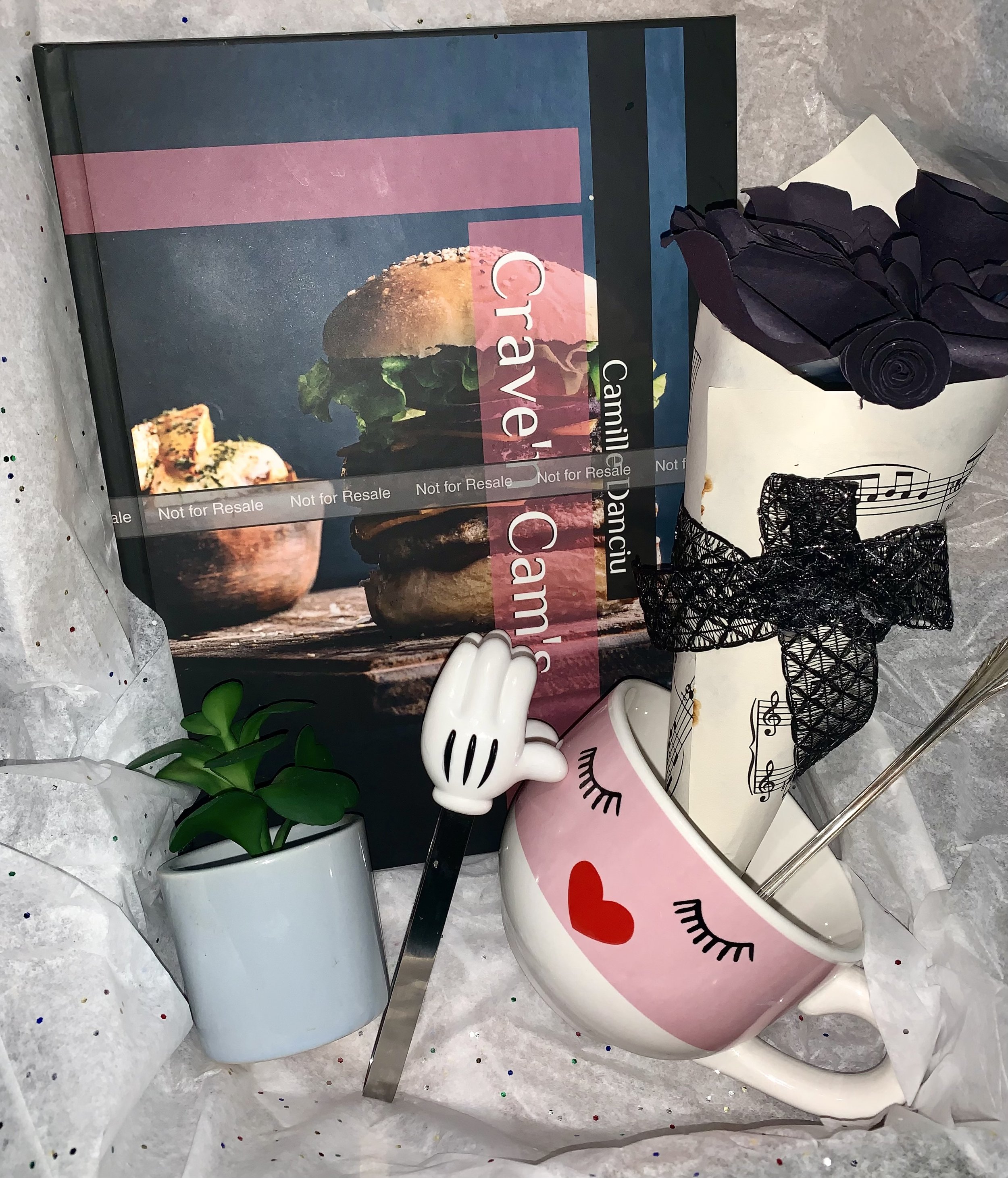 Vintage Kitchen trinkets. Kitchen gadgets. Kitchen gift ideas. Book box for the kitchen. Cook book easy to follow recipes. Recipes without a story