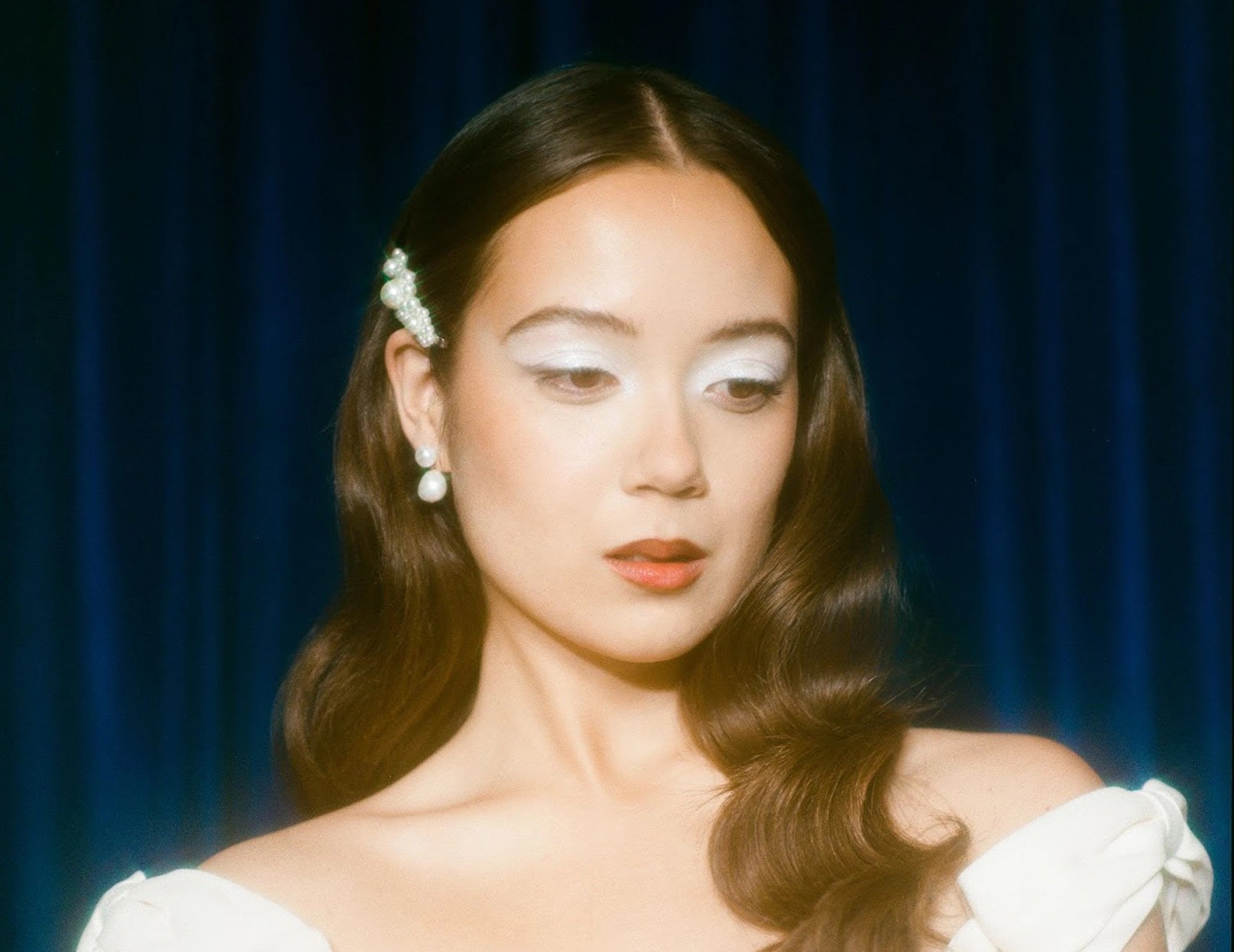 Laufey-Goddess2024.jpg