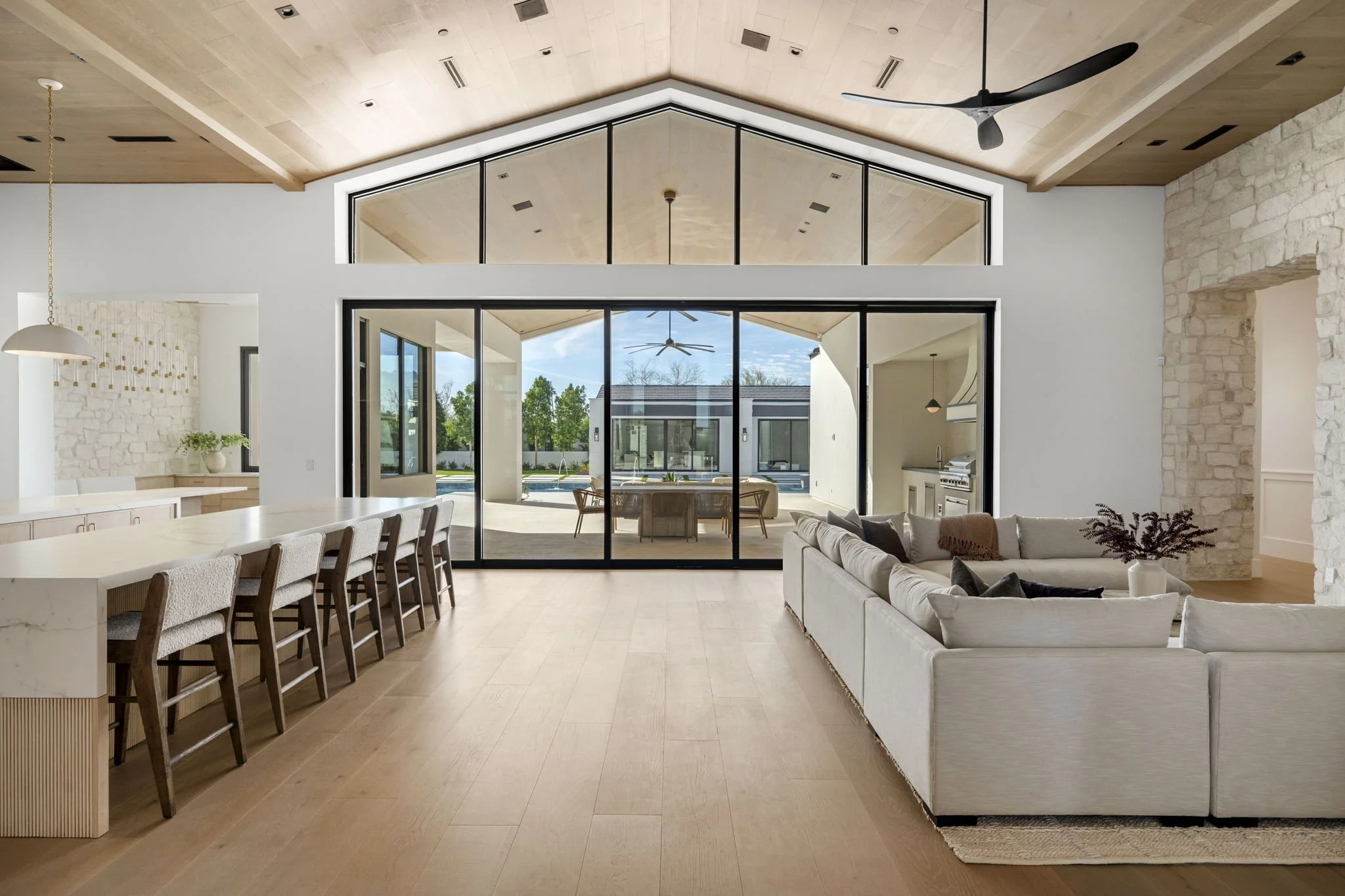 5-web-or-mls-4536-e-pebble-ridge-rd.jpg
