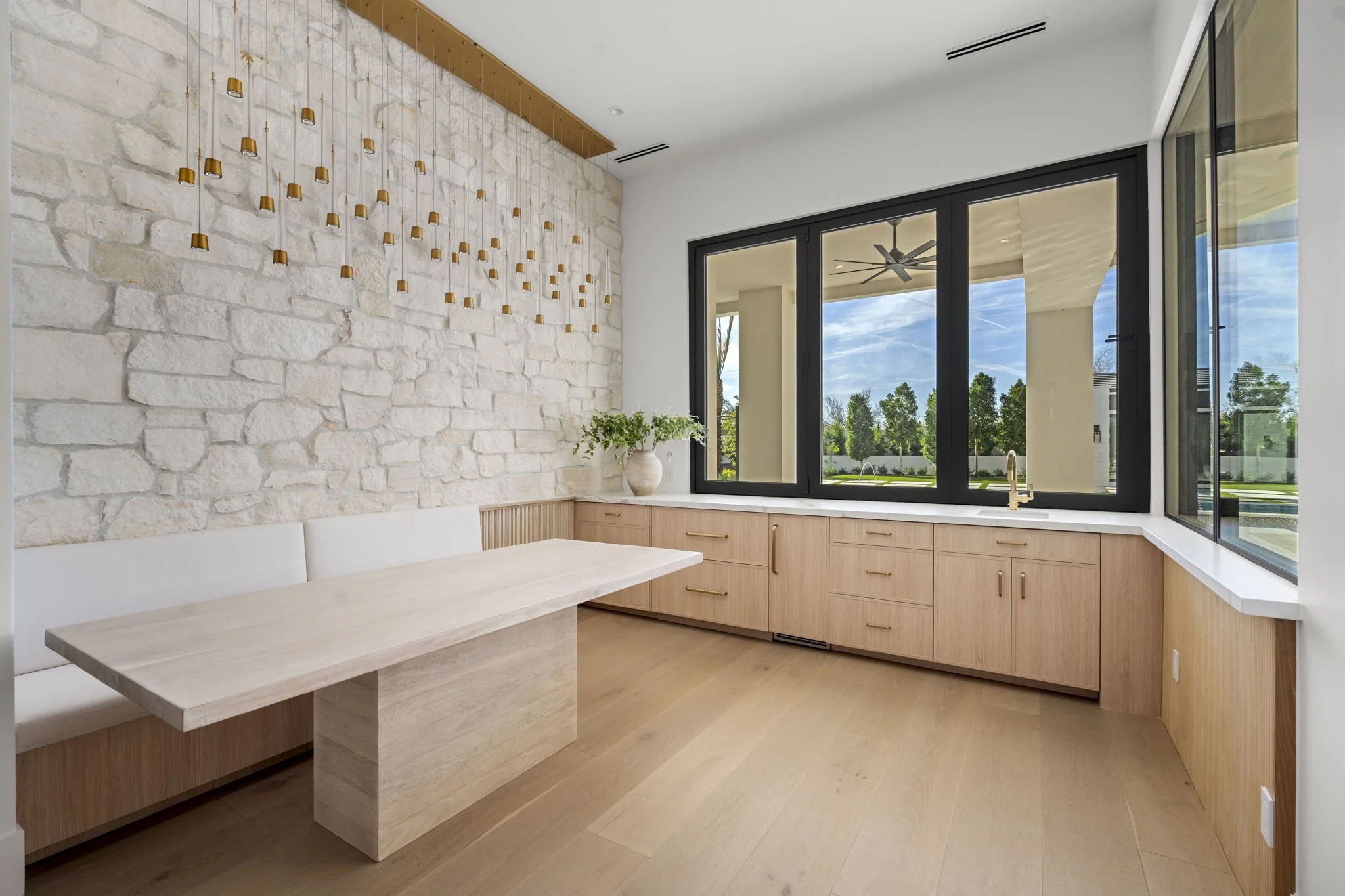 22-web-or-mls-4536-e-pebble-ridge-rd.jpg
