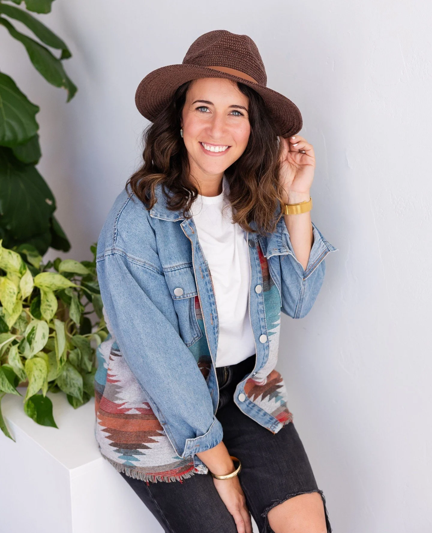 🪩 Mark your calendars, Virtual Village Members! ⁠
⁠
Hot Seat Coaching with Guest Expert Jordan Jones⁠
📅 Tuesday, 11/5⁠
⏰ 1&ndash;2 PM ET⁠
📍 Live inside the Virtual Village⁠
⁠
This one&rsquo;s all about funnels that actually work for moms&mdash;so 