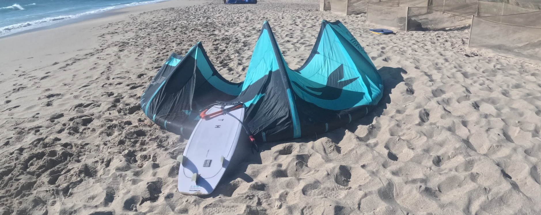 berito kite with bar and board on the beach