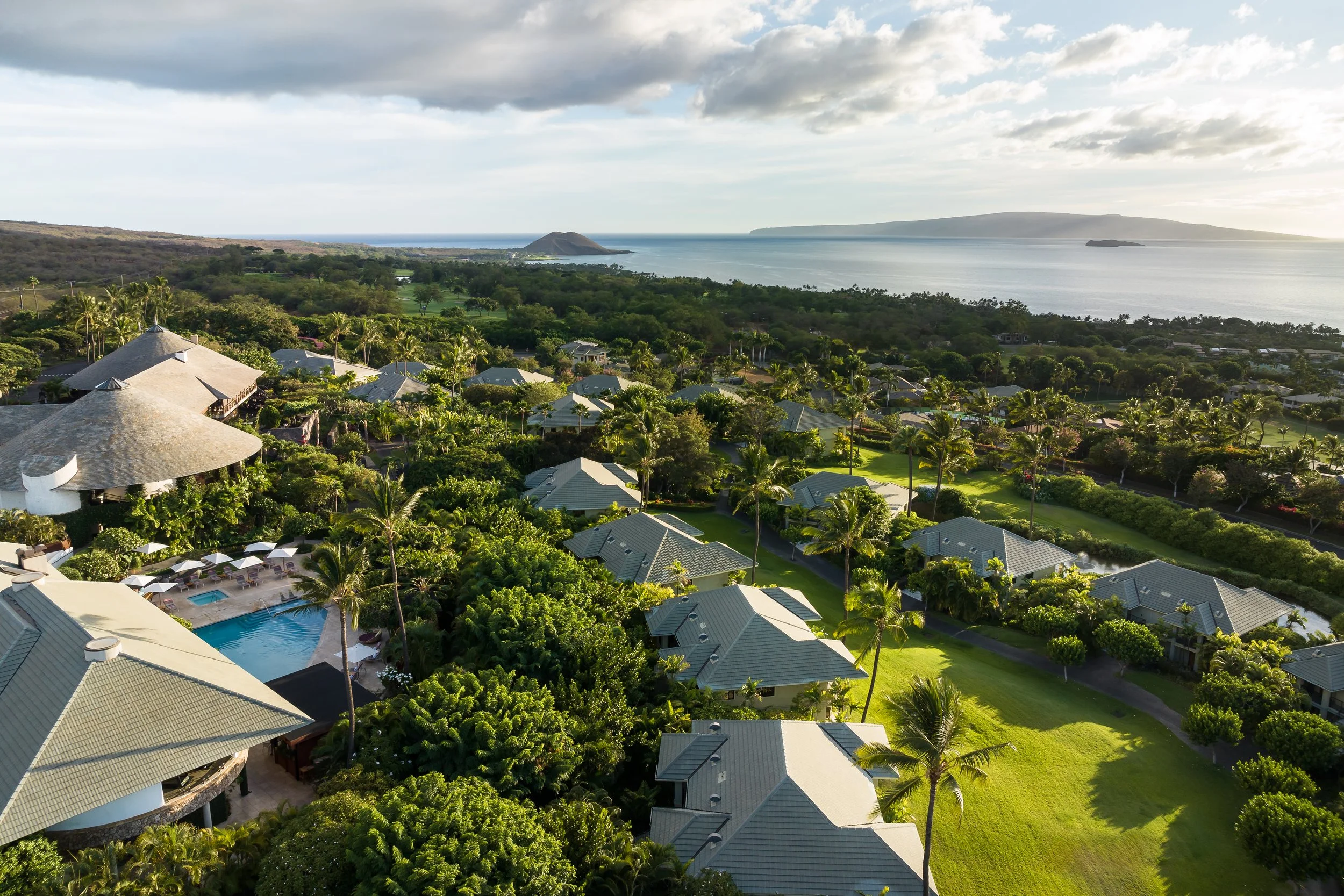 Hotel Wailea Aerial - Travis Rowan.jpg
