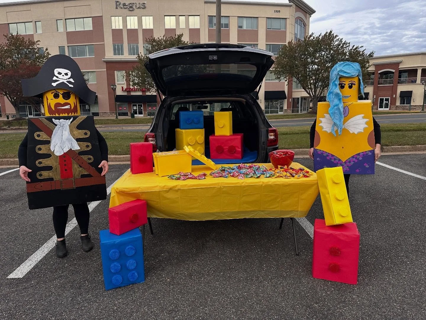 Saturday was our annual Trunk or Treat at Fun Land of Fredericksburg! This special event gives FGP kids the chance to trick or treat safely when public events might not be possible due to compromised immune systems. Our amazing volunteers decorated t