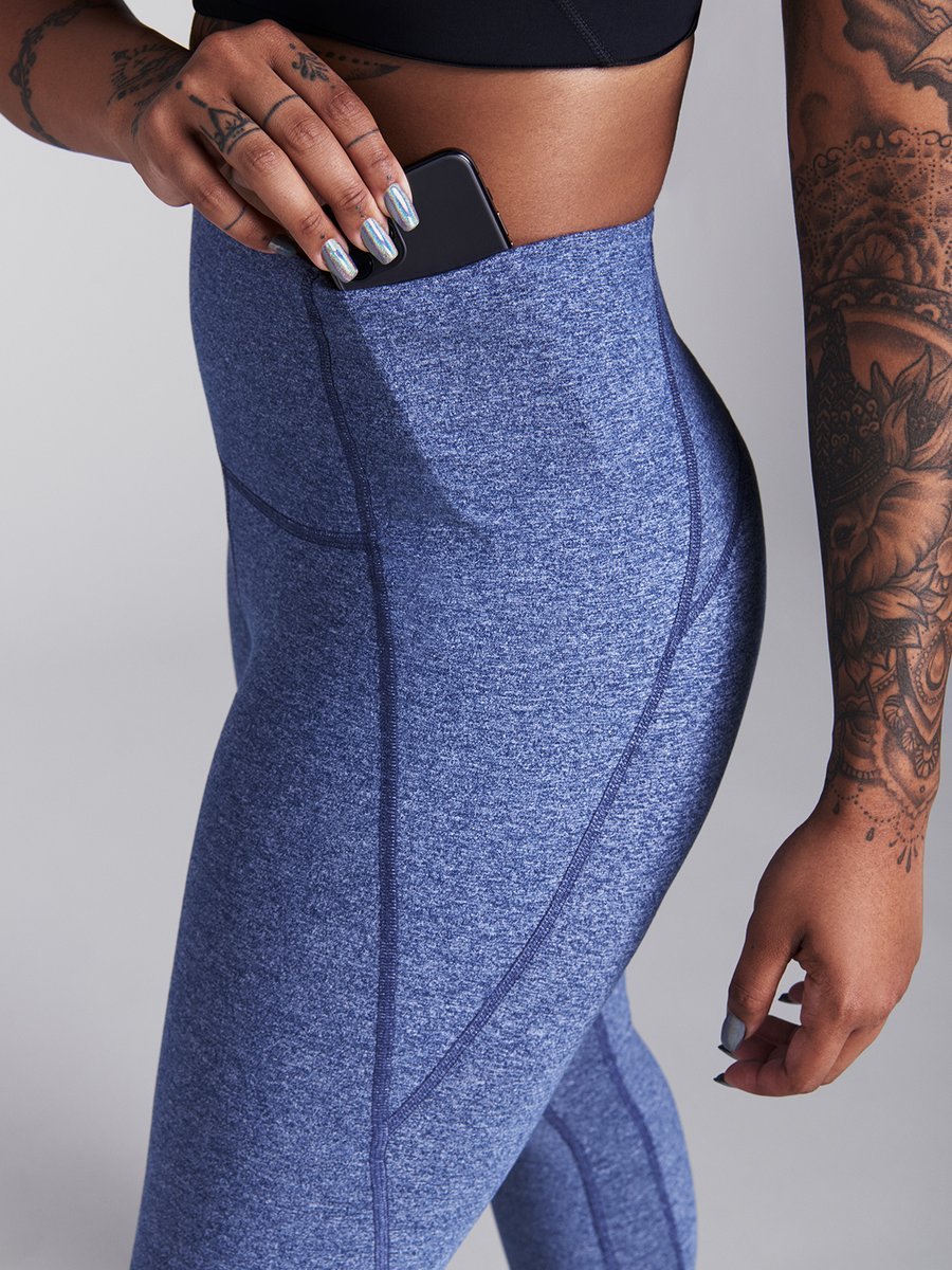 SOFTLEGGING_CARBONMARL_1_900x.jpg