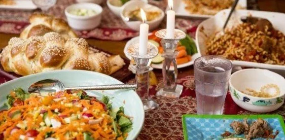 Virtual and In-Person Hanukkah Potluck Dinner at 5:30 pm.  Service starts at 7:00 pm. Bring your own menorah.