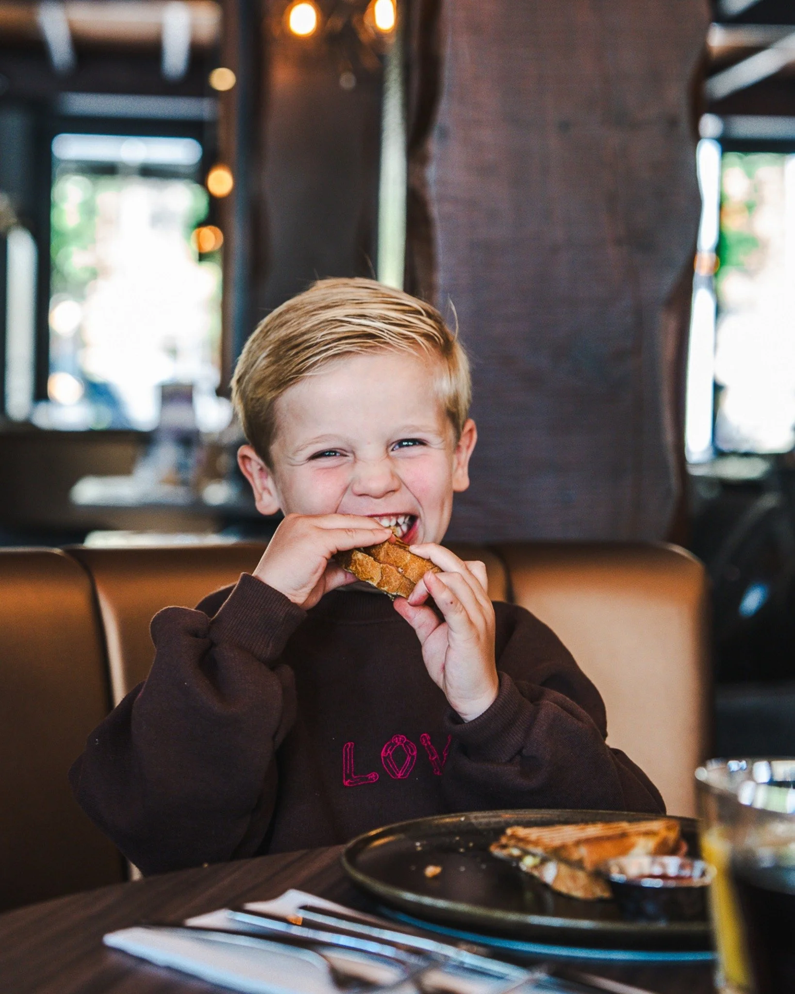 𝗛𝗲𝗿𝗳𝘀𝘁𝘃𝗮𝗸𝗮𝗻𝘁𝗶𝗲
Genieten bij de Smaak doe je met het hele gezin! Kom je tijdens de herfstvakantie gezellig langs? 🤎