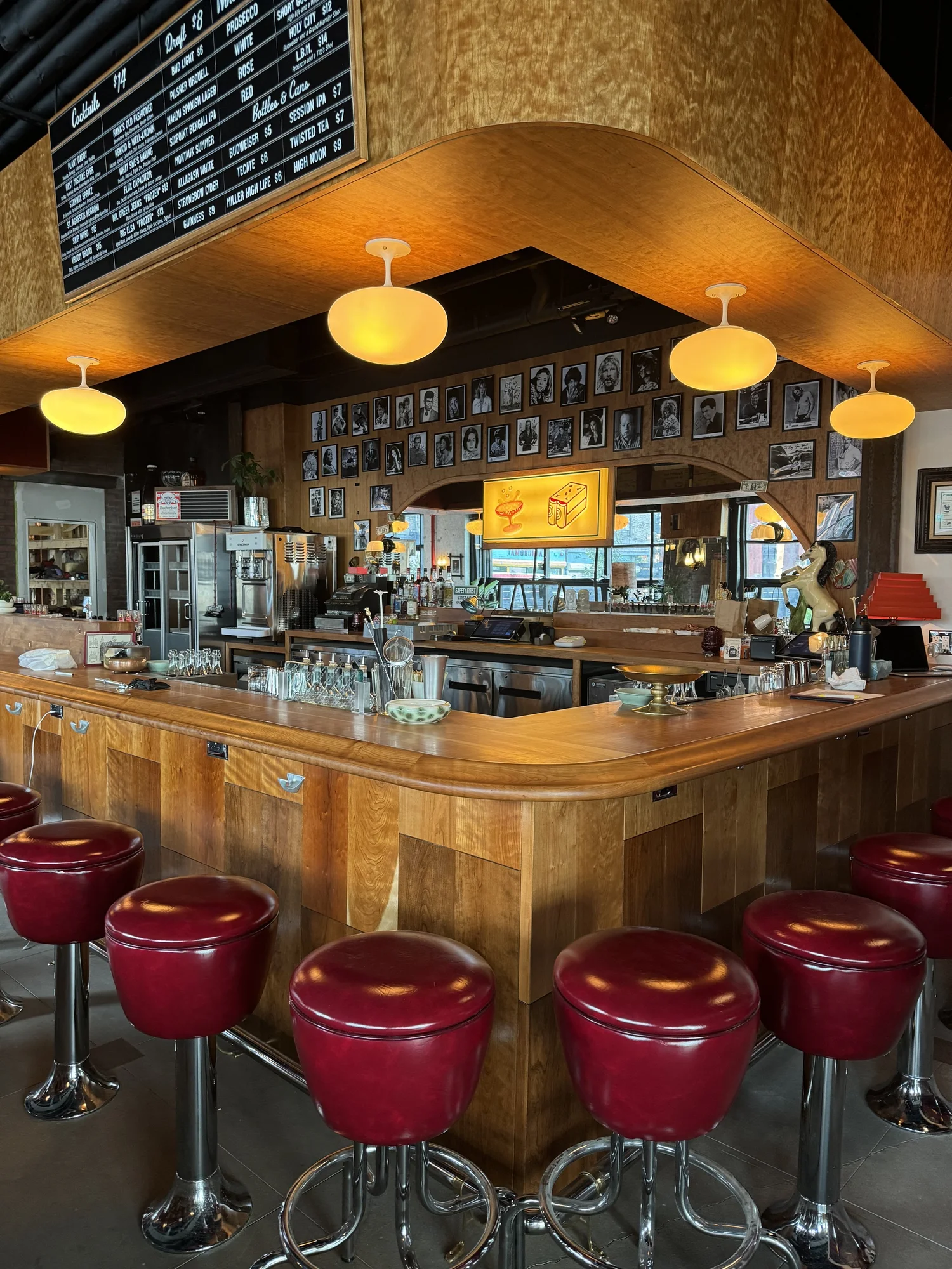 Bar photo 1