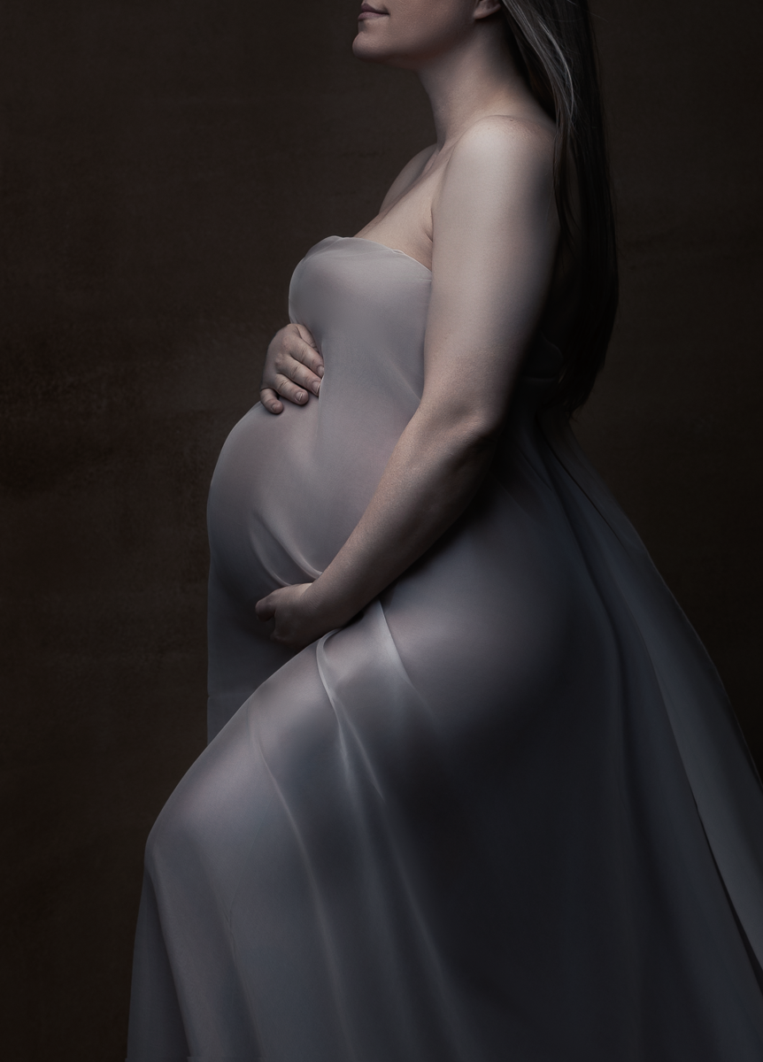 Why Fine Art Maternity Photos Feel Different