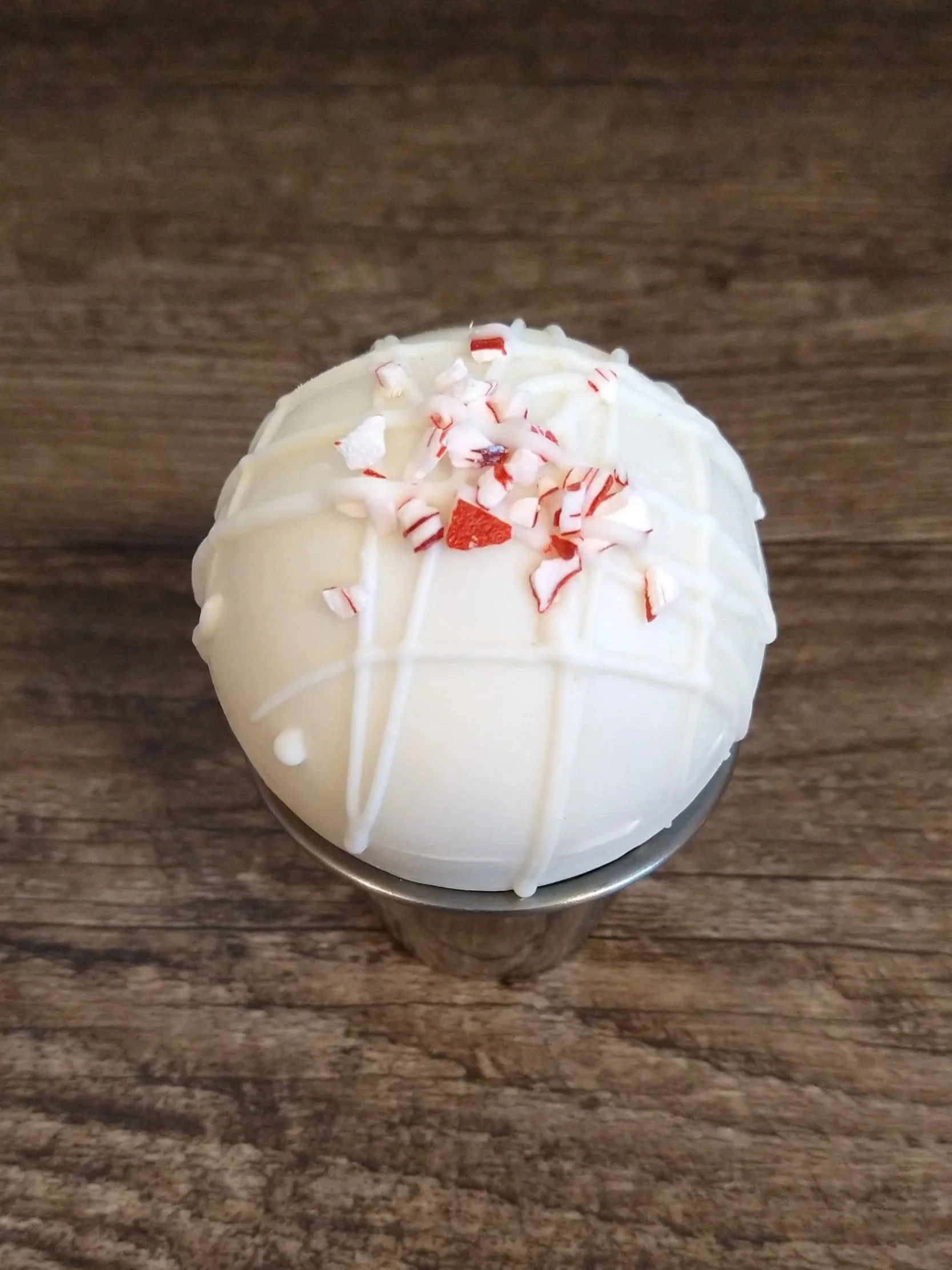 White Chocolate Peppermint Cocoa Bomb