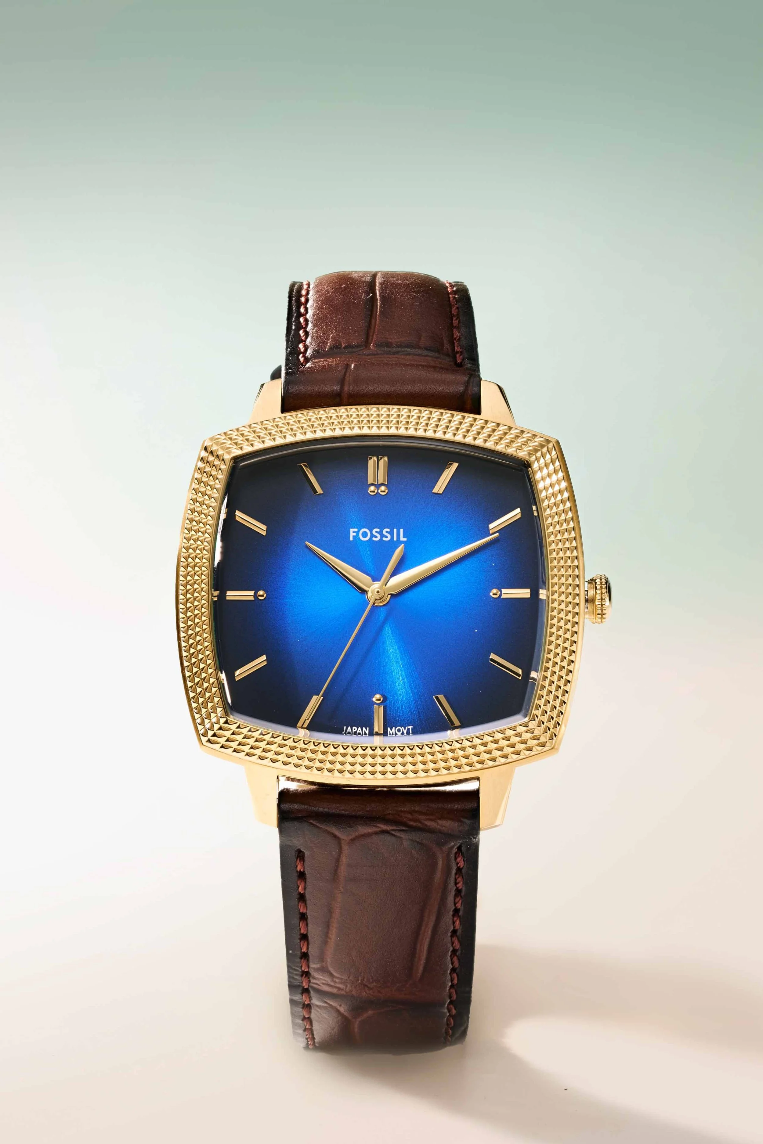 FPO_FSL6486255_FA25_AD_63_CSedit copy.jpg