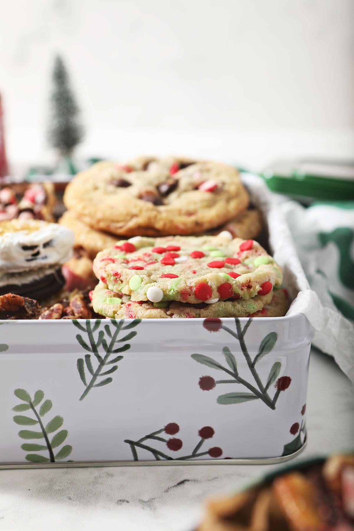 The-Speckled-Palate-How-to-Make-a-Cookie-Box-Photograph.jpg