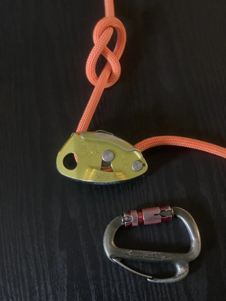 Loading GriGri step 4