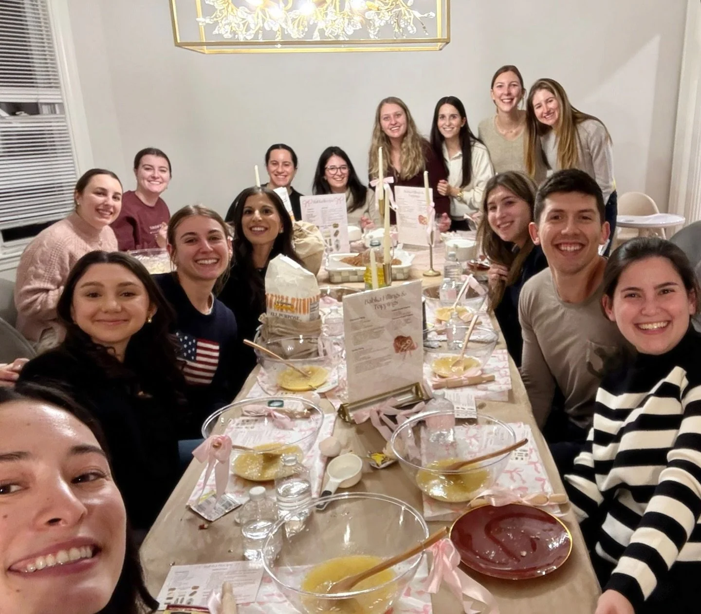 Babka bake in honor of our beautiful bride, Isabel (HLS &lsquo;26) 🎀