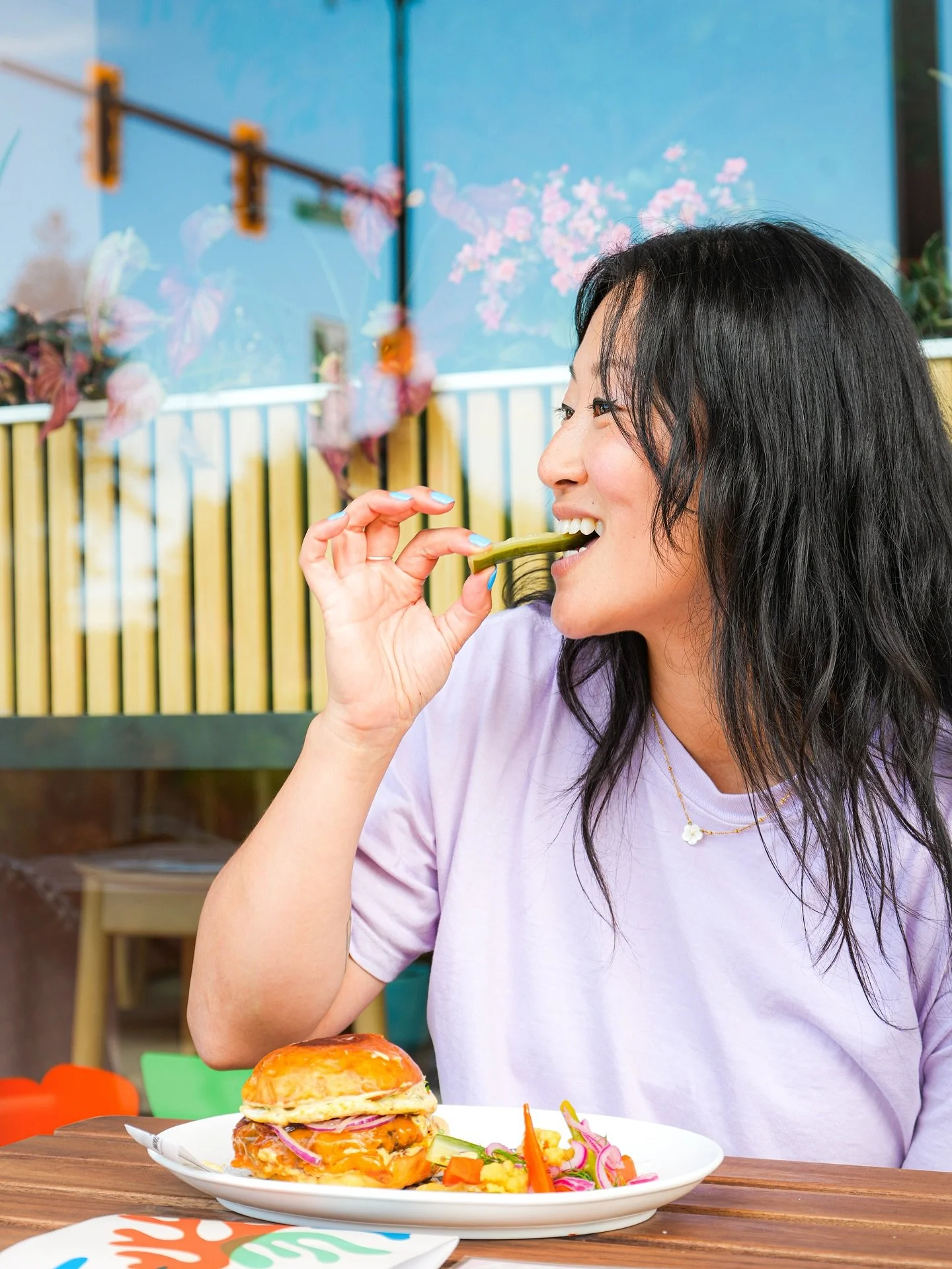 BURGER TIME 🍔🥒 

The OG Loam Burger is not here to play. Juicy beef patty, melted cheese, sweet caramelized onions, tangy pickled onions, our signature burger sauce + a sunny-side-up egg = messy perfection. Served with homemade pickles on the side.